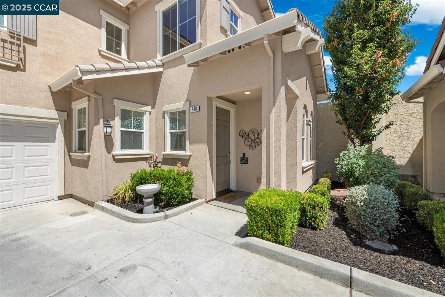 Detail Gallery Image 2 of 60 For 240 Alta St, Brentwood,  CA 94513 - 4 Beds | 3 Baths