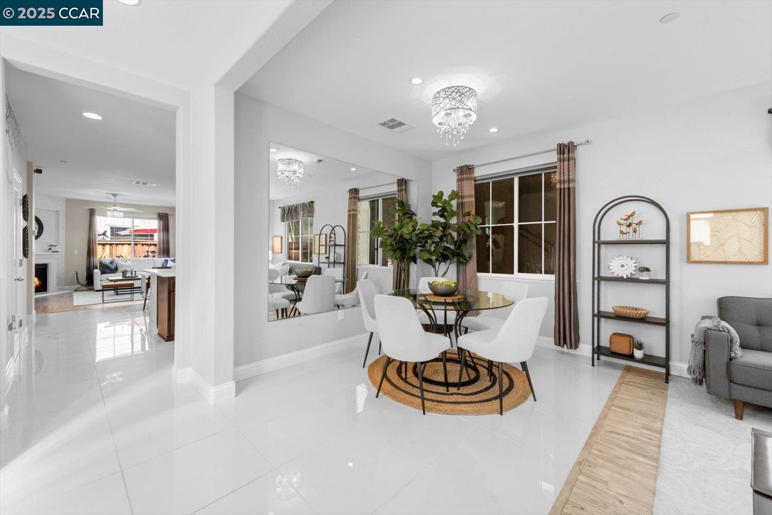 Detail Gallery Image 3 of 60 For 240 Alta St, Brentwood,  CA 94513 - 4 Beds | 3 Baths