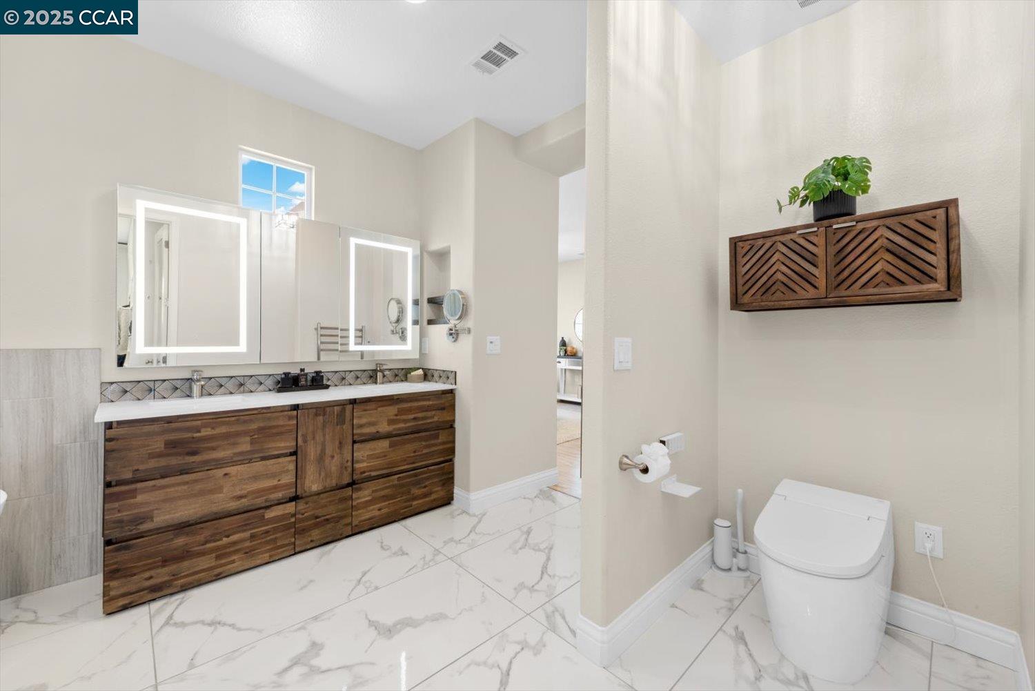 Detail Gallery Image 33 of 60 For 240 Alta St, Brentwood,  CA 94513 - 4 Beds | 3 Baths