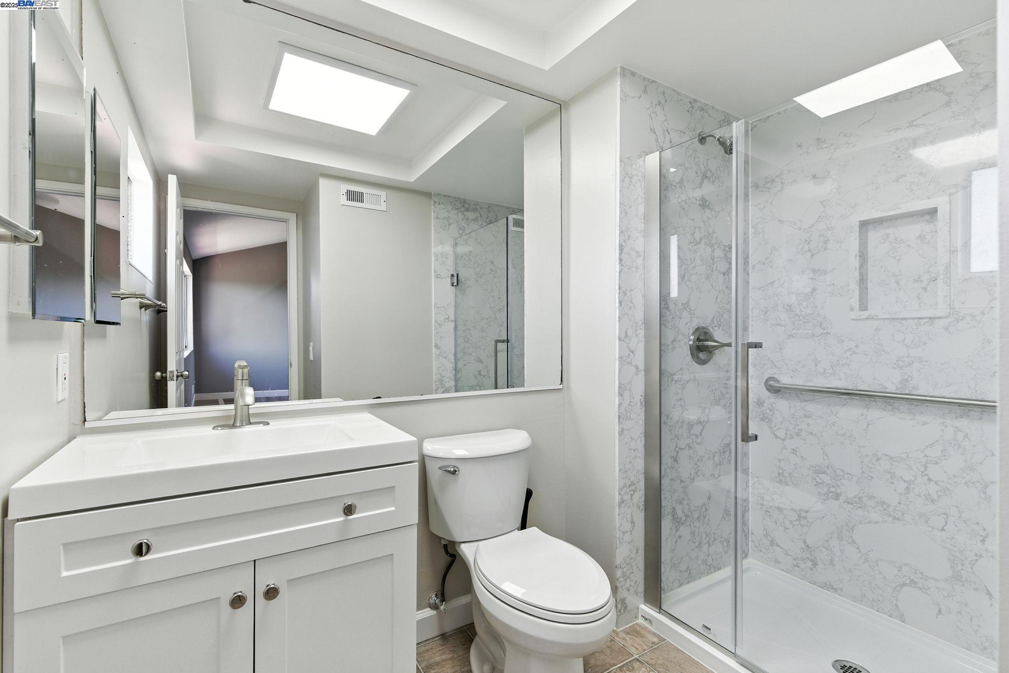 Detail Gallery Image 20 of 34 For 81 Mountain Valley St, Oakland,  CA 94605 - 3 Beds | 2/1 Baths