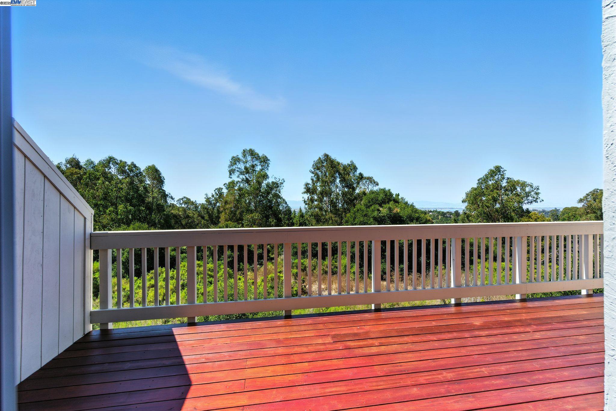 Detail Gallery Image 28 of 34 For 81 Mountain Valley St, Oakland,  CA 94605 - 3 Beds | 2/1 Baths