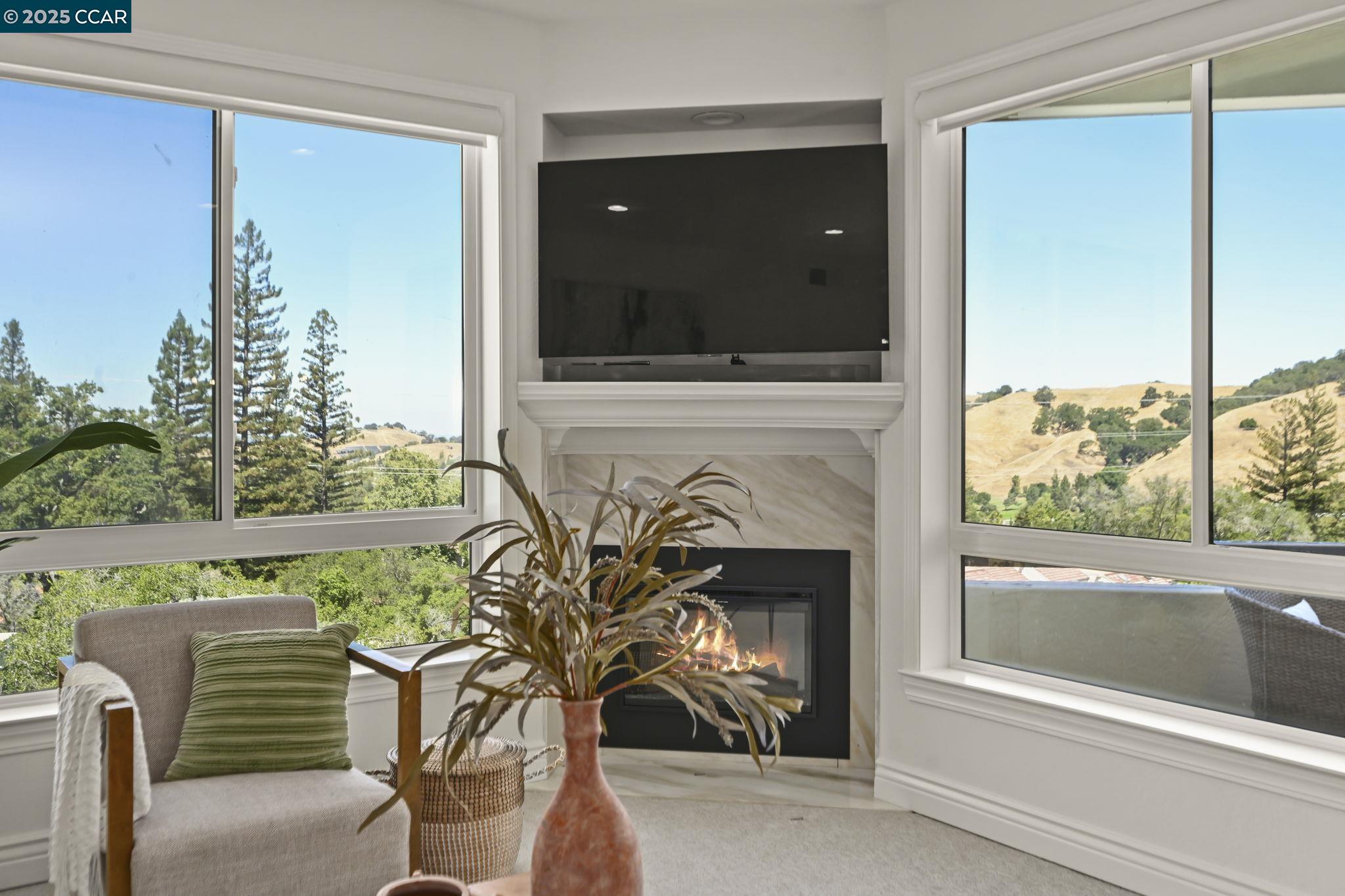 Detail Gallery Image 4 of 46 For 3330 Terra Granada Dr 2b,  Walnut Creek,  CA 94595 - 3 Beds | 2 Baths