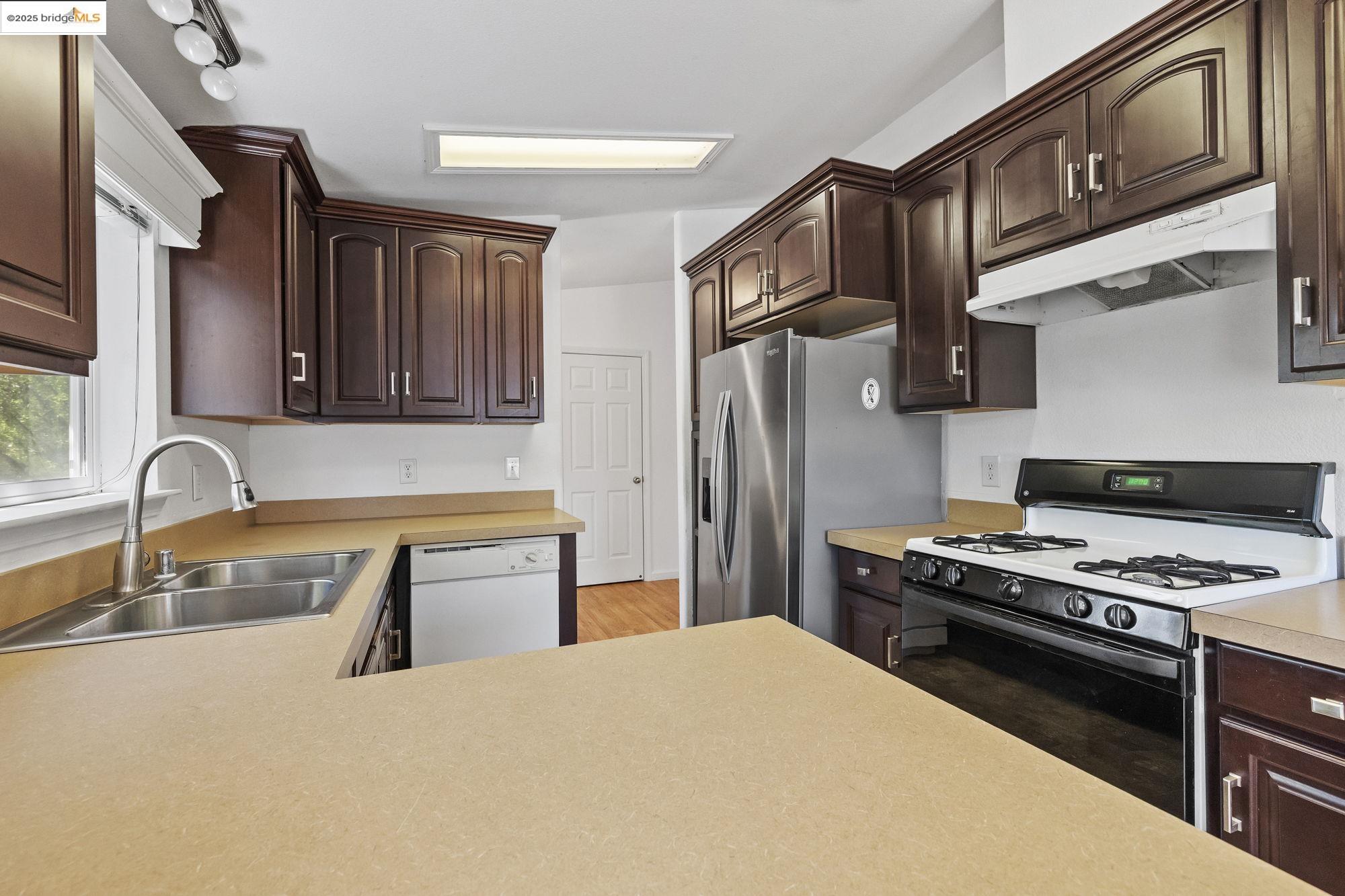 Detail Gallery Image 7 of 24 For 18615 Vista Dr, Jamestown,  CA 95327 - 3 Beds | 2 Baths