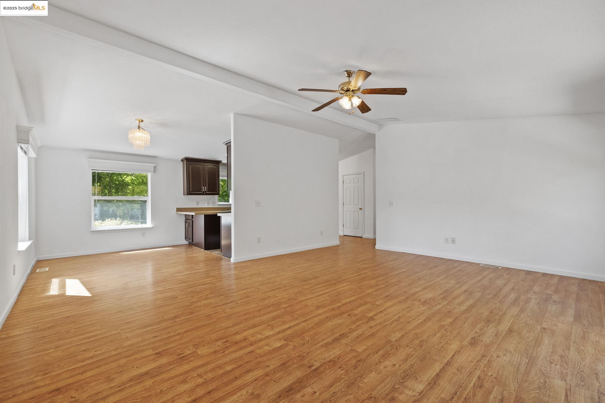 Detail Gallery Image 10 of 24 For 18615 Vista Dr, Jamestown,  CA 95327 - 3 Beds | 2 Baths
