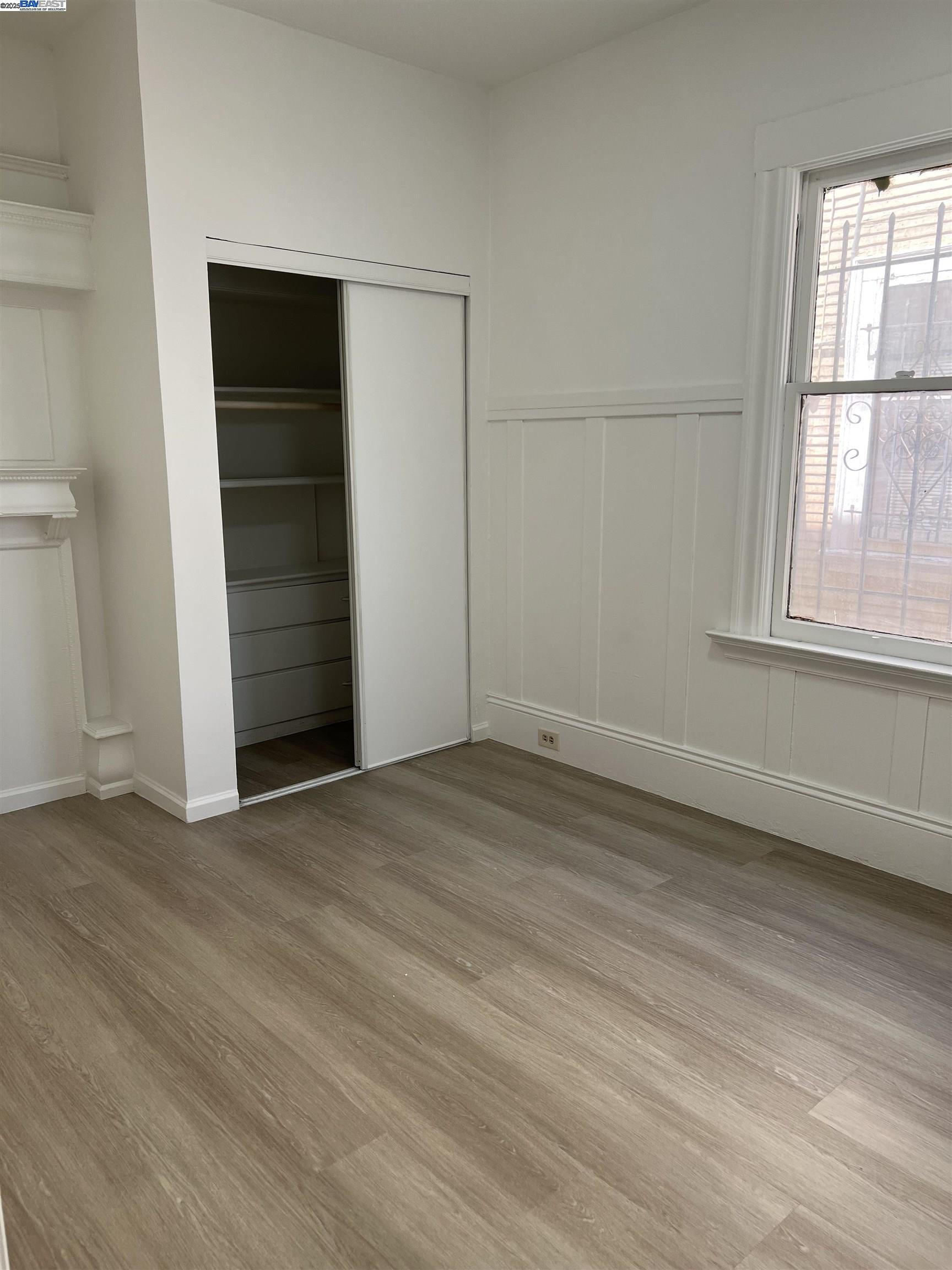 Detail Gallery Image 6 of 14 For 905-907 Alice St, Oakland,  CA 94607 - – Beds | – Baths
