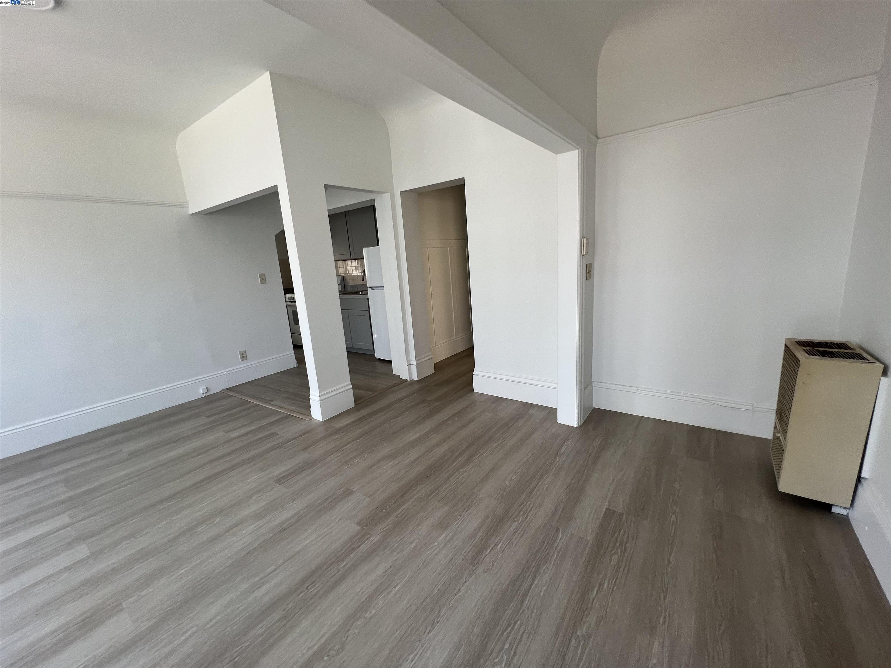 Detail Gallery Image 9 of 14 For 905-907 Alice St, Oakland,  CA 94607 - – Beds | – Baths