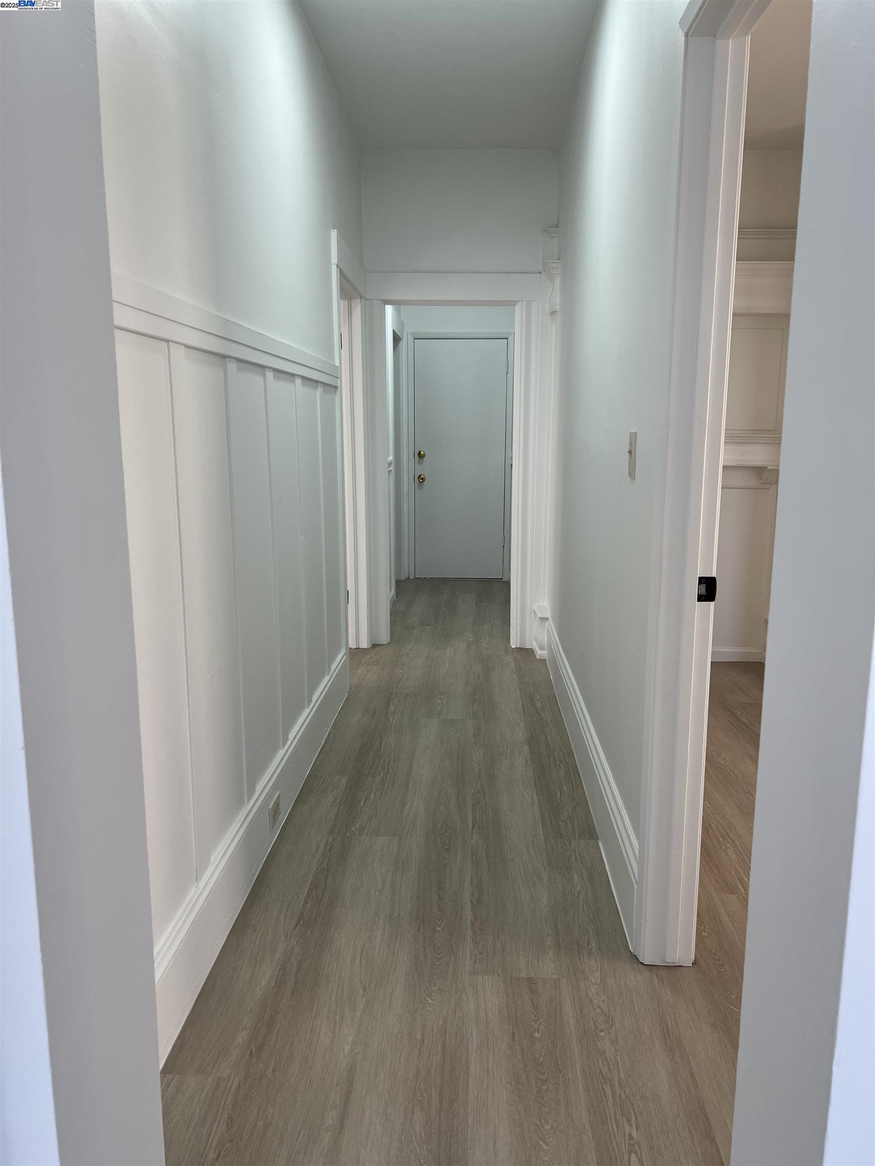 Detail Gallery Image 10 of 14 For 905-907 Alice St, Oakland,  CA 94607 - – Beds | – Baths
