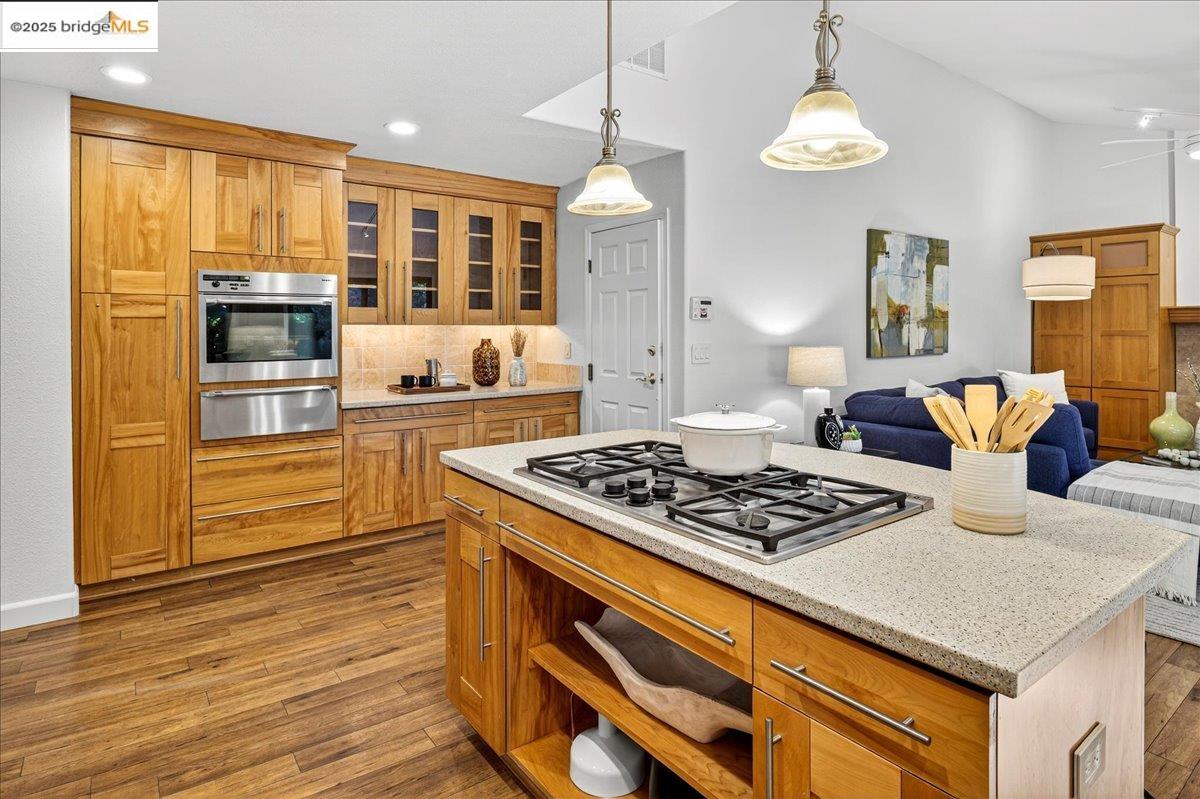 Detail Gallery Image 19 of 46 For 1206 Redlands Way, Concord,  CA 94521 - 4 Beds | 2 Baths