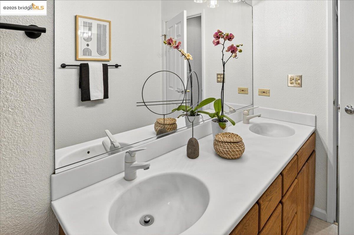 Detail Gallery Image 26 of 46 For 1206 Redlands Way, Concord,  CA 94521 - 4 Beds | 2 Baths