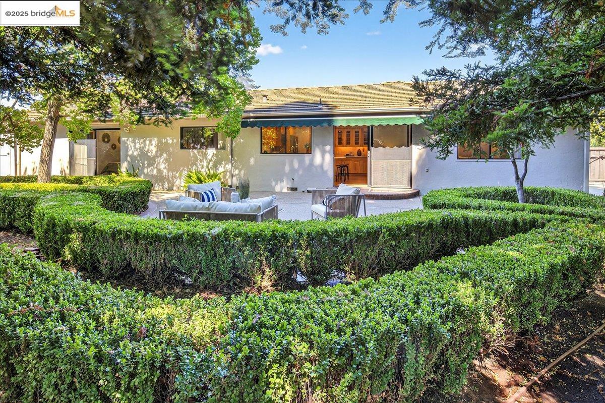 Detail Gallery Image 39 of 46 For 1206 Redlands Way, Concord,  CA 94521 - 4 Beds | 2 Baths