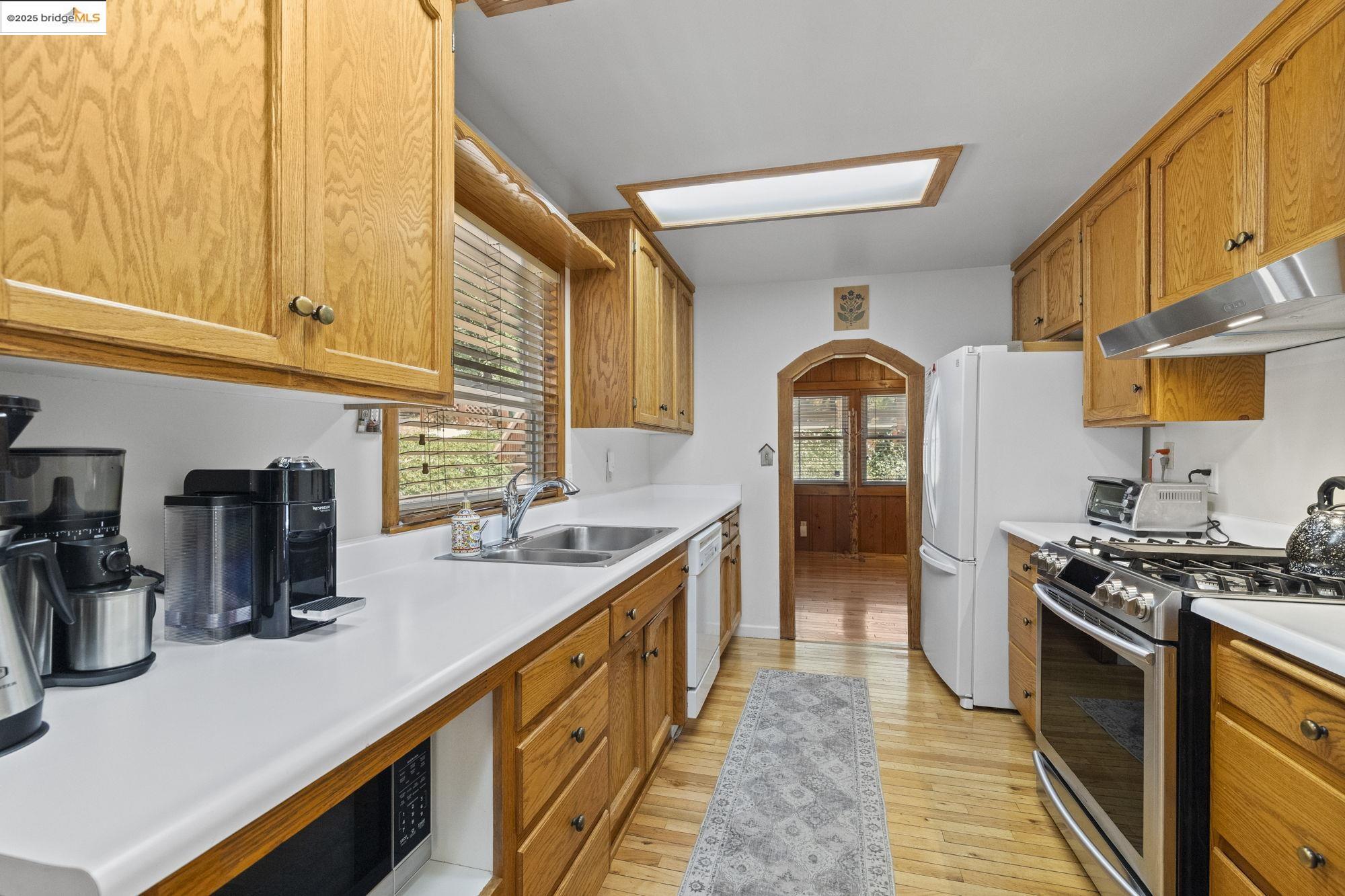 Detail Gallery Image 7 of 32 For 22912 Sierra Dr, Twain Harte,  CA 95383 - 3 Beds | 2 Baths