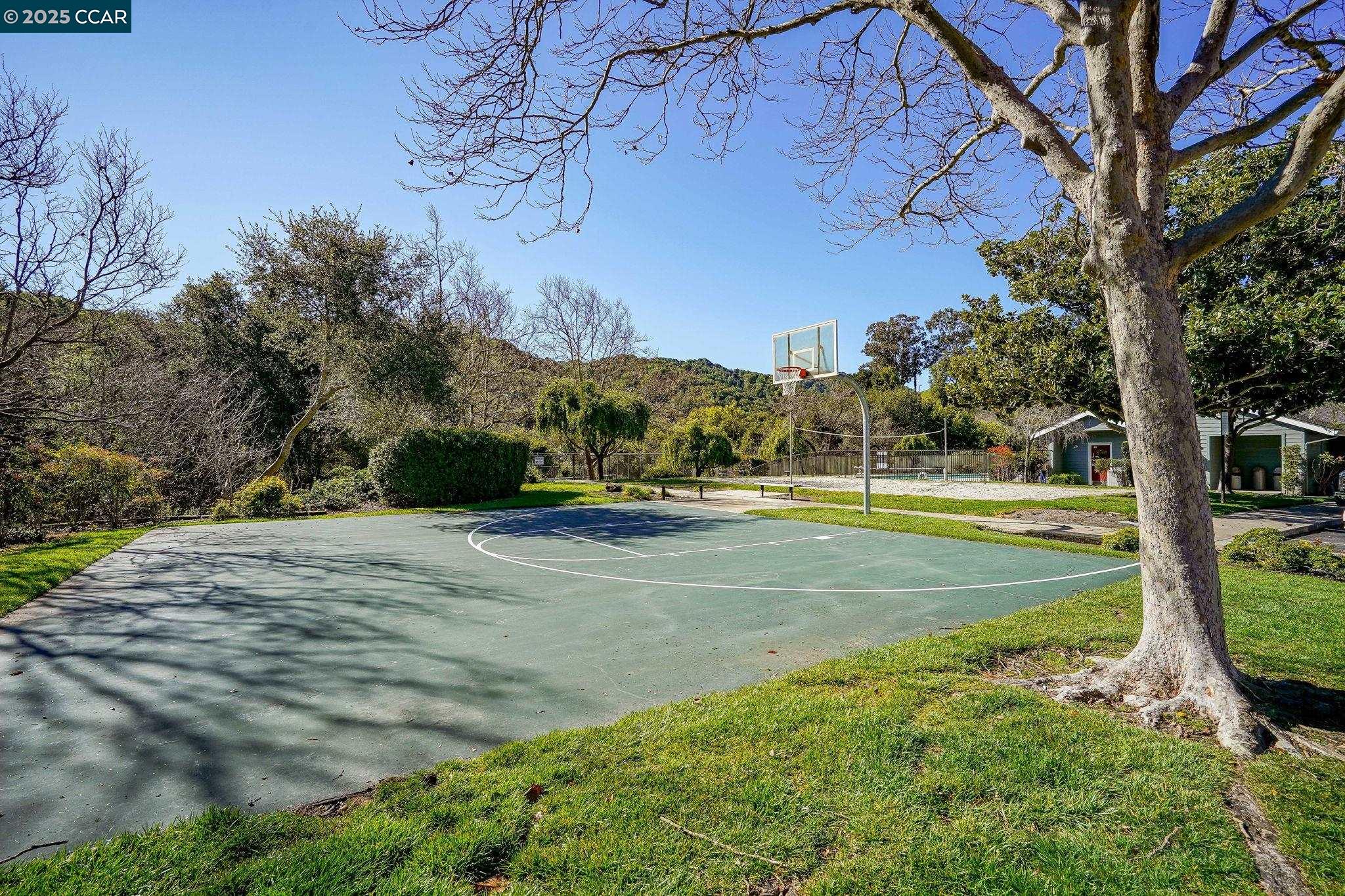 Detail Gallery Image 27 of 30 For 7540 Canyon Meadow Cir #D,  Pleasanton,  CA 94588 - 2 Beds | 2 Baths
