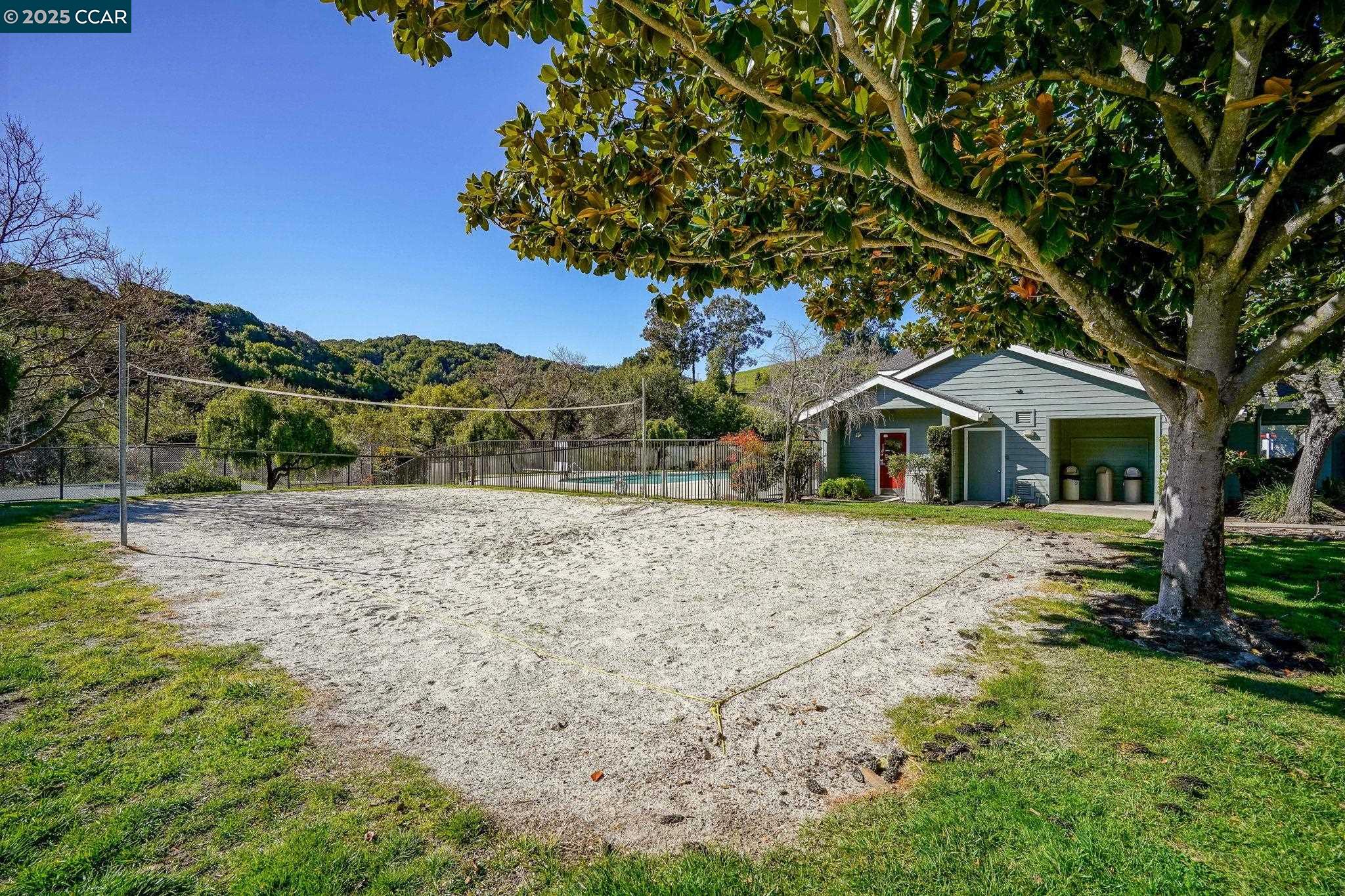 Detail Gallery Image 29 of 30 For 7540 Canyon Meadow Cir #D,  Pleasanton,  CA 94588 - 2 Beds | 2 Baths
