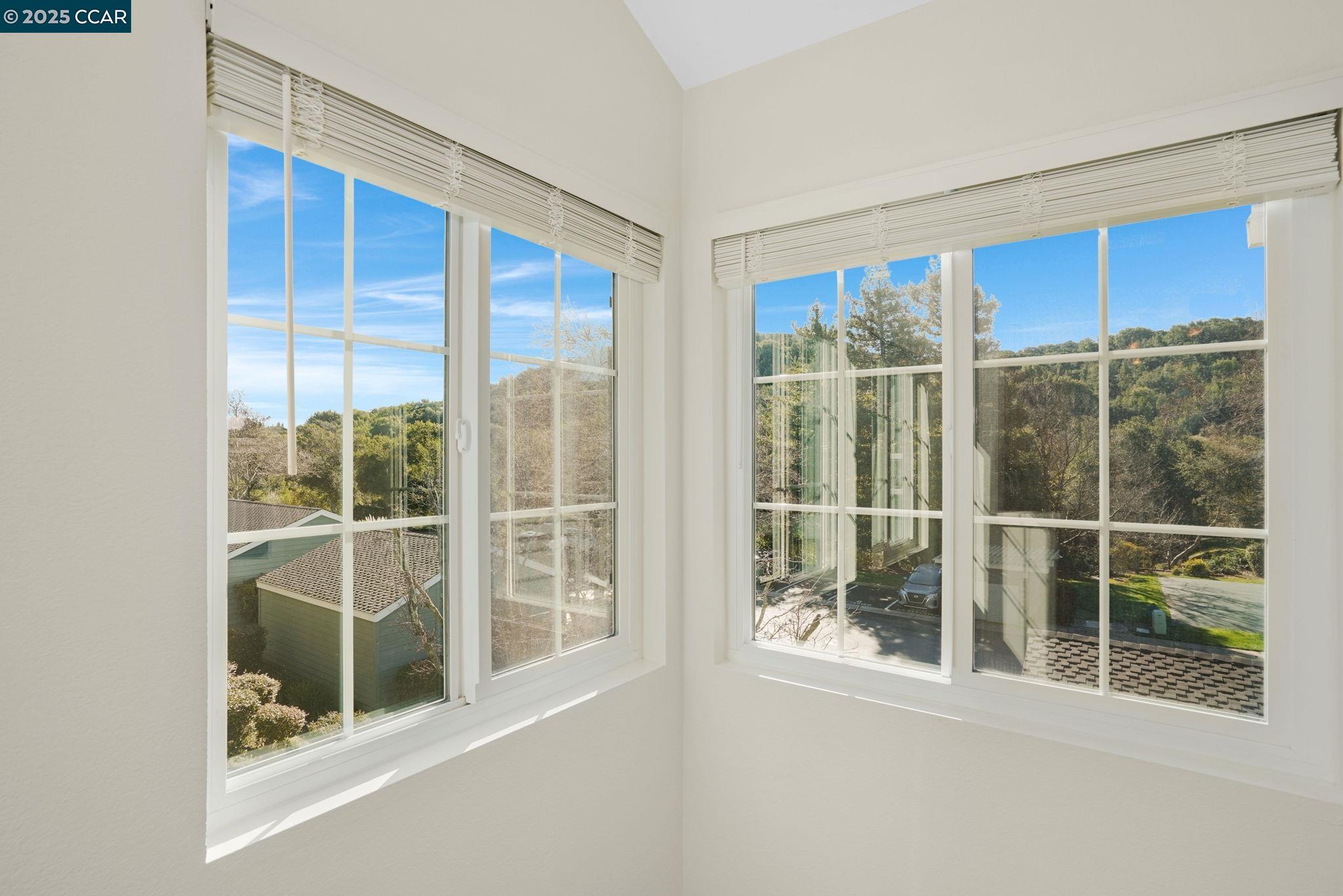 Detail Gallery Image 10 of 30 For 7540 Canyon Meadow Cir #D,  Pleasanton,  CA 94588 - 2 Beds | 2 Baths