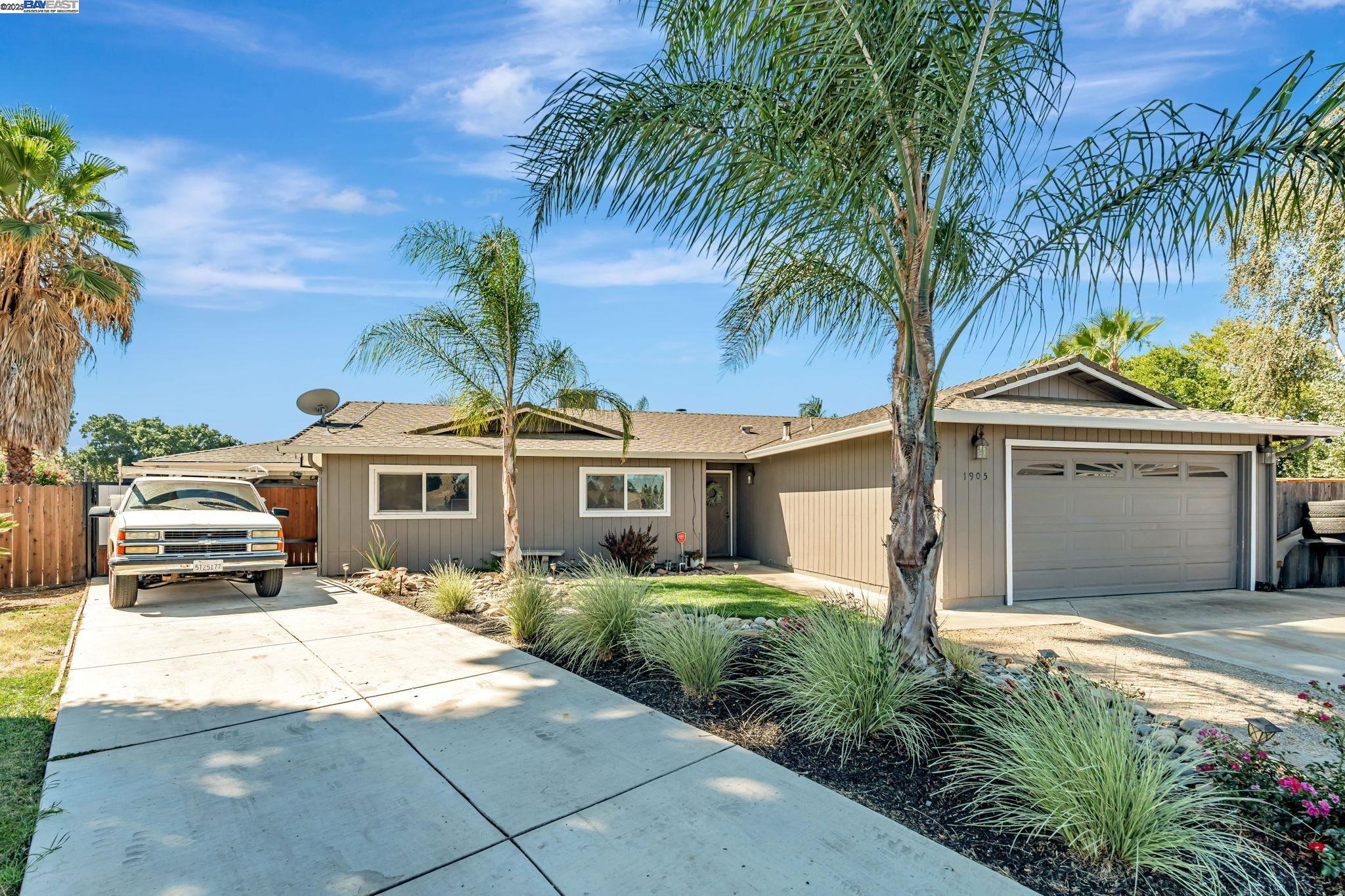 Detail Gallery Image 14 of 22 For 1905 Tuxford Pl, Manteca,  CA 95336 - 3 Beds | 2 Baths