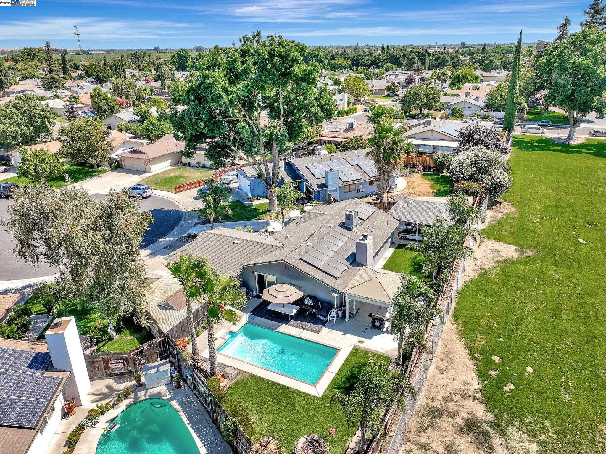 Detail Gallery Image 16 of 22 For 1905 Tuxford Pl, Manteca,  CA 95336 - 3 Beds | 2 Baths