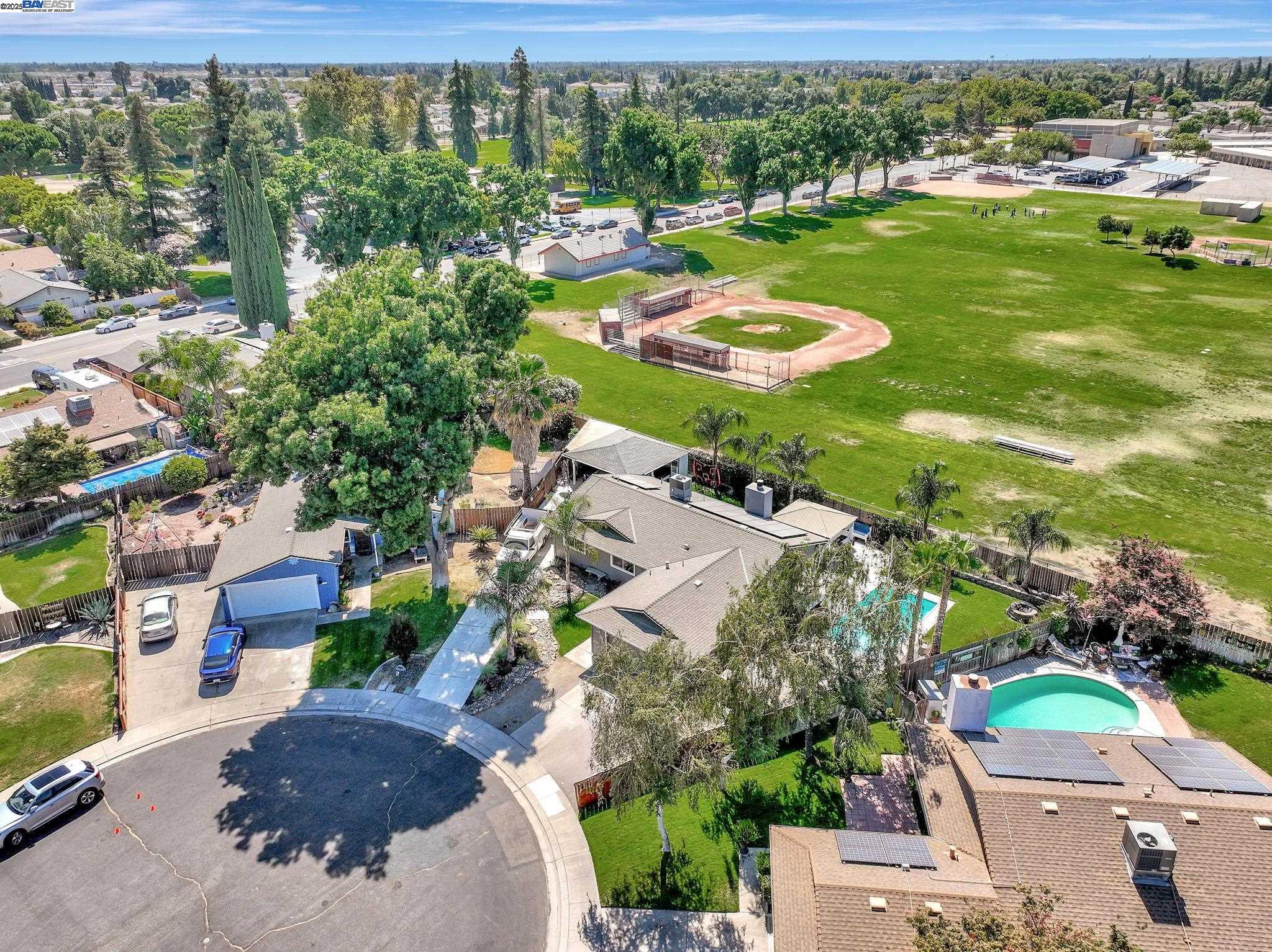 Detail Gallery Image 20 of 22 For 1905 Tuxford Pl, Manteca,  CA 95336 - 3 Beds | 2 Baths