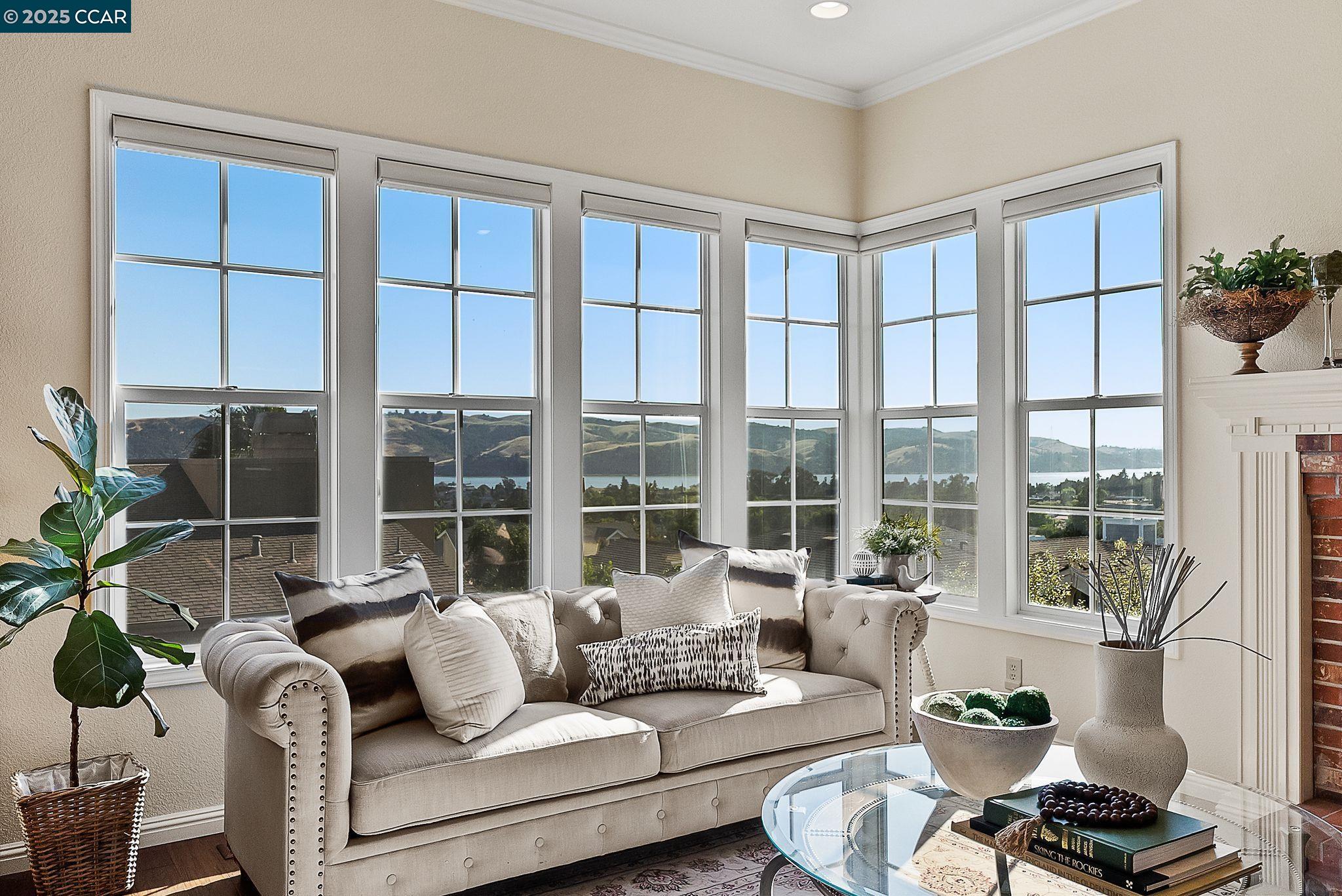 Detail Gallery Image 1 of 57 For 1620 Saint Francis Ct, Benicia,  CA 94510 - 4 Beds | 3 Baths