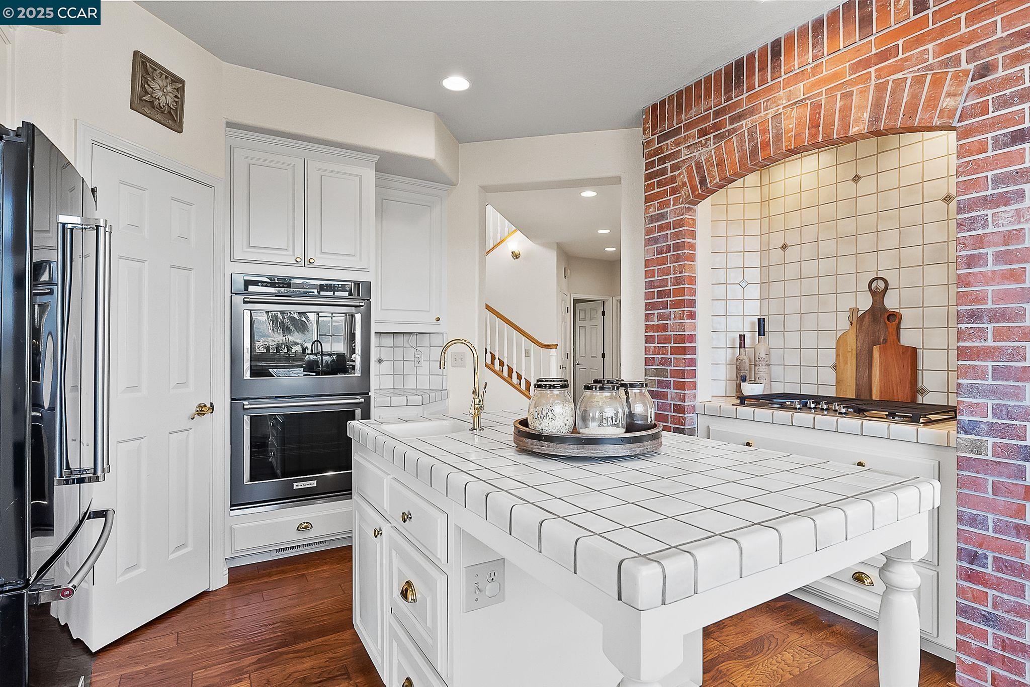 Detail Gallery Image 15 of 57 For 1620 Saint Francis Ct, Benicia,  CA 94510 - 4 Beds | 3 Baths