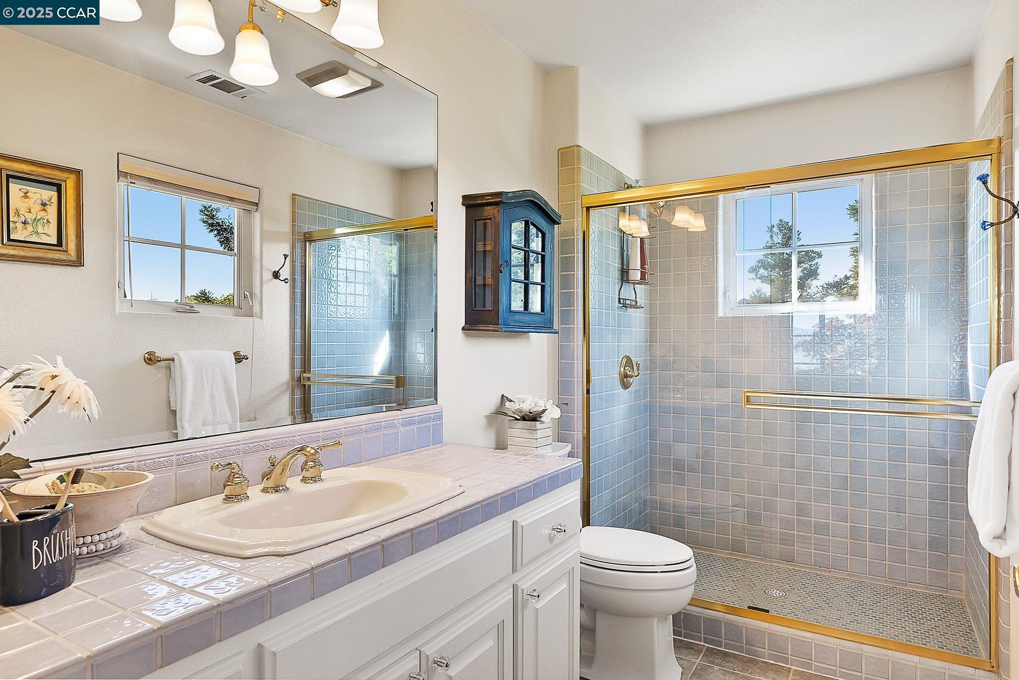 Detail Gallery Image 29 of 57 For 1620 Saint Francis Ct, Benicia,  CA 94510 - 4 Beds | 3 Baths