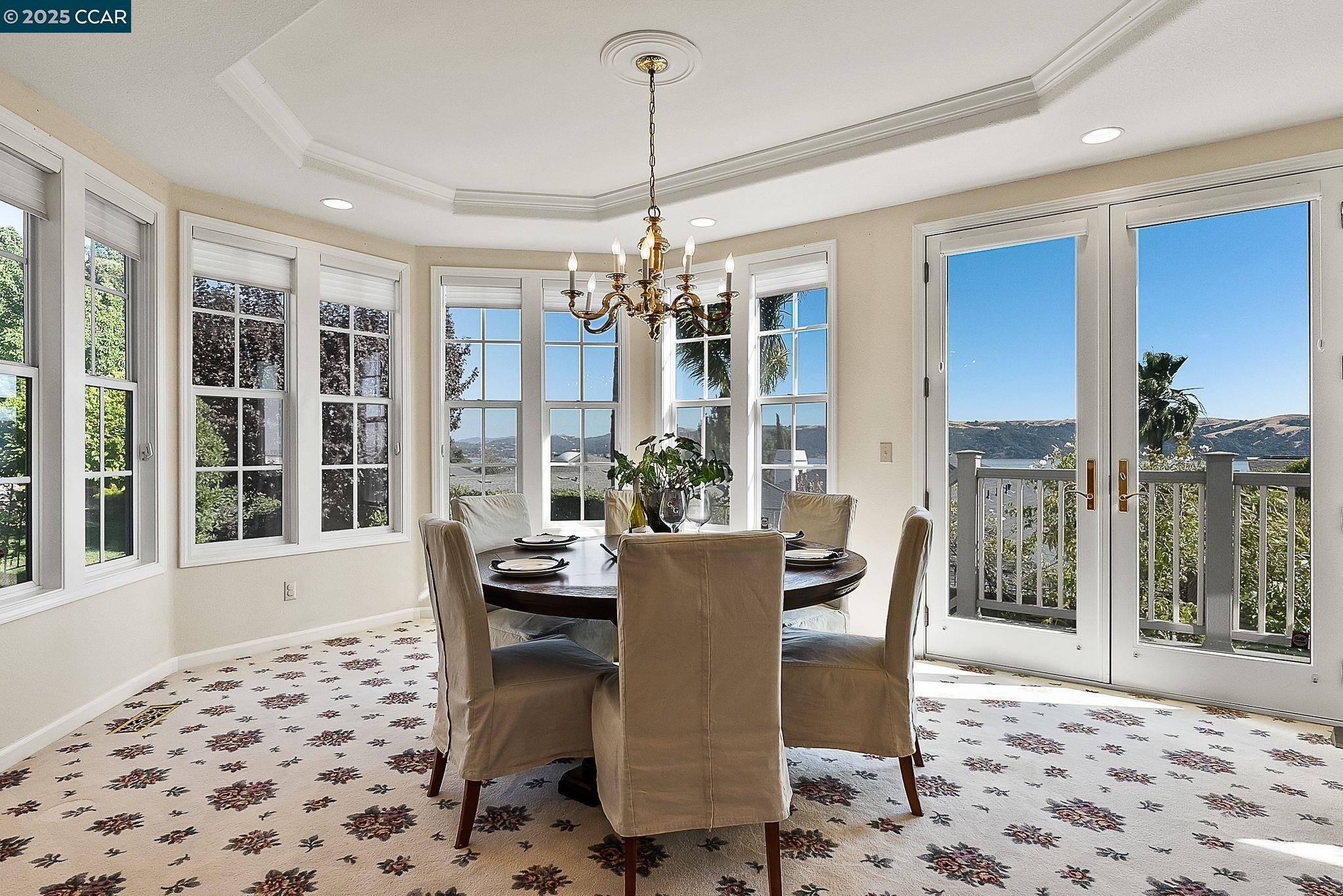 Detail Gallery Image 6 of 57 For 1620 Saint Francis Ct, Benicia,  CA 94510 - 4 Beds | 3 Baths
