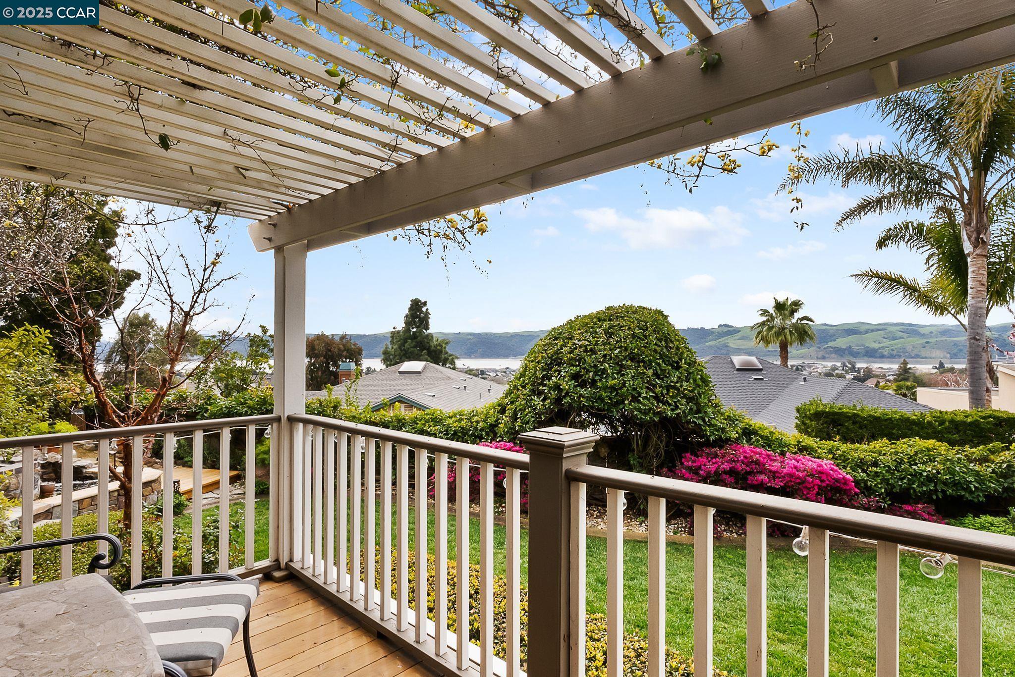 Detail Gallery Image 48 of 57 For 1620 Saint Francis Ct, Benicia,  CA 94510 - 4 Beds | 3 Baths