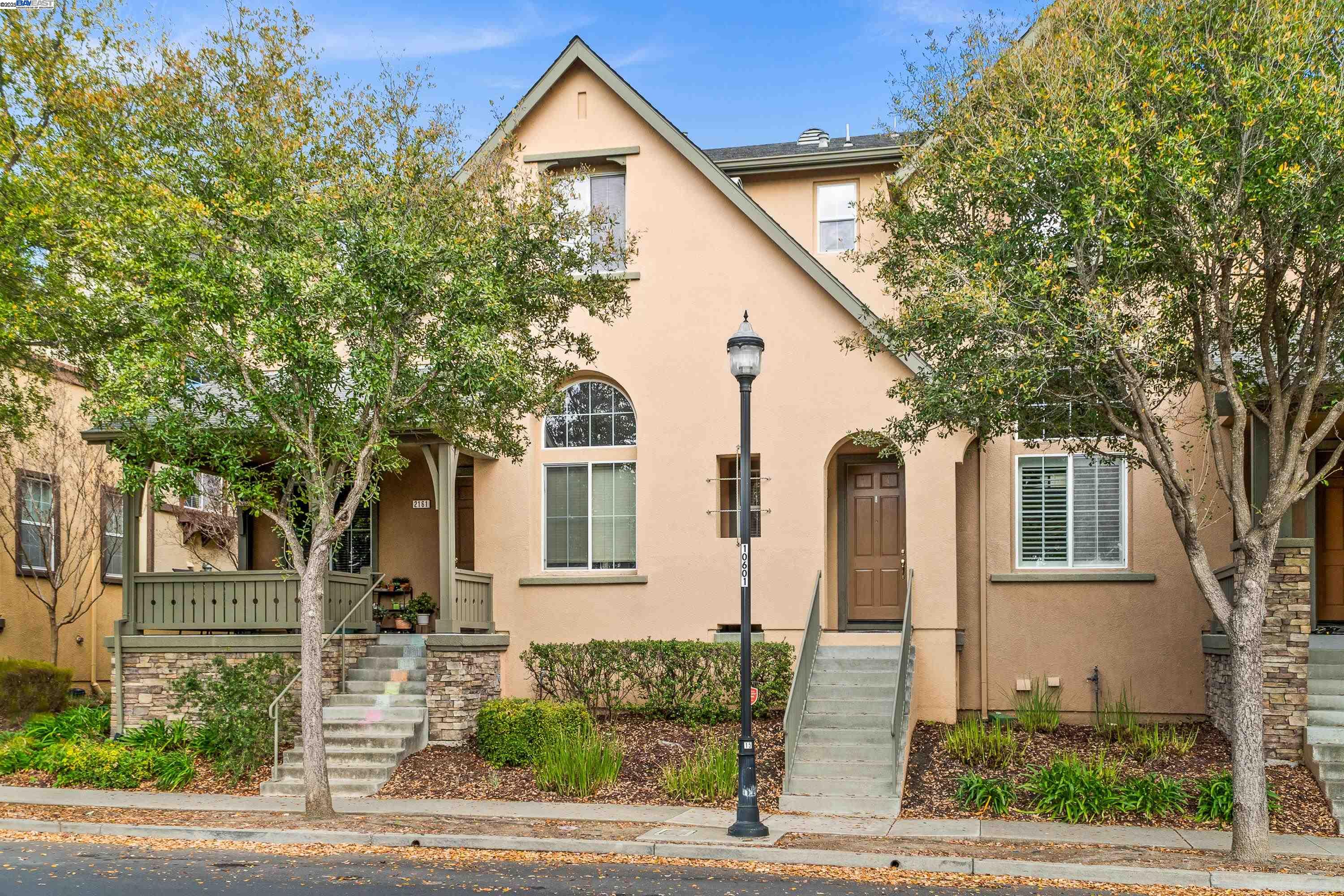 Detail Gallery Image 1 of 31 For 2165 Watermill Rd, San Ramon,  CA 94582 - 3 Beds | 2/1 Baths