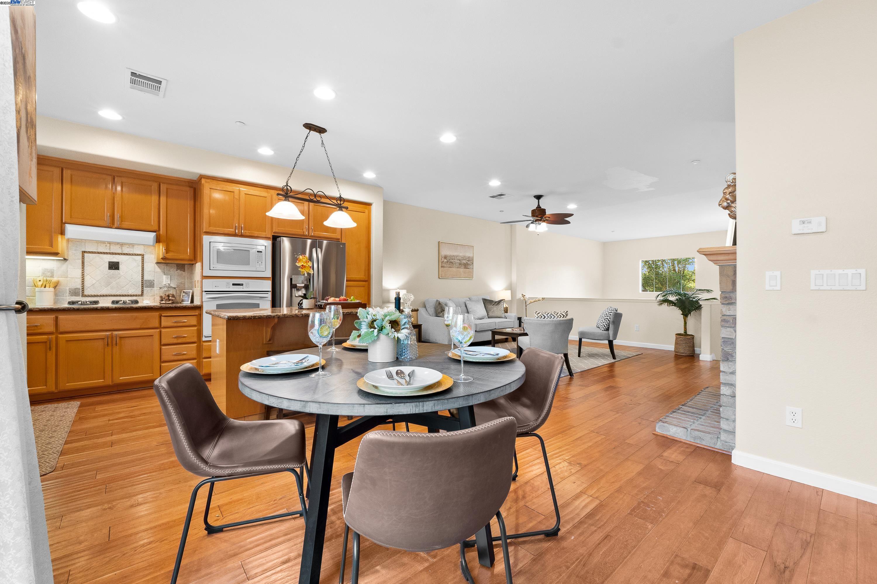Detail Gallery Image 11 of 31 For 2165 Watermill Rd, San Ramon,  CA 94582 - 3 Beds | 2/1 Baths