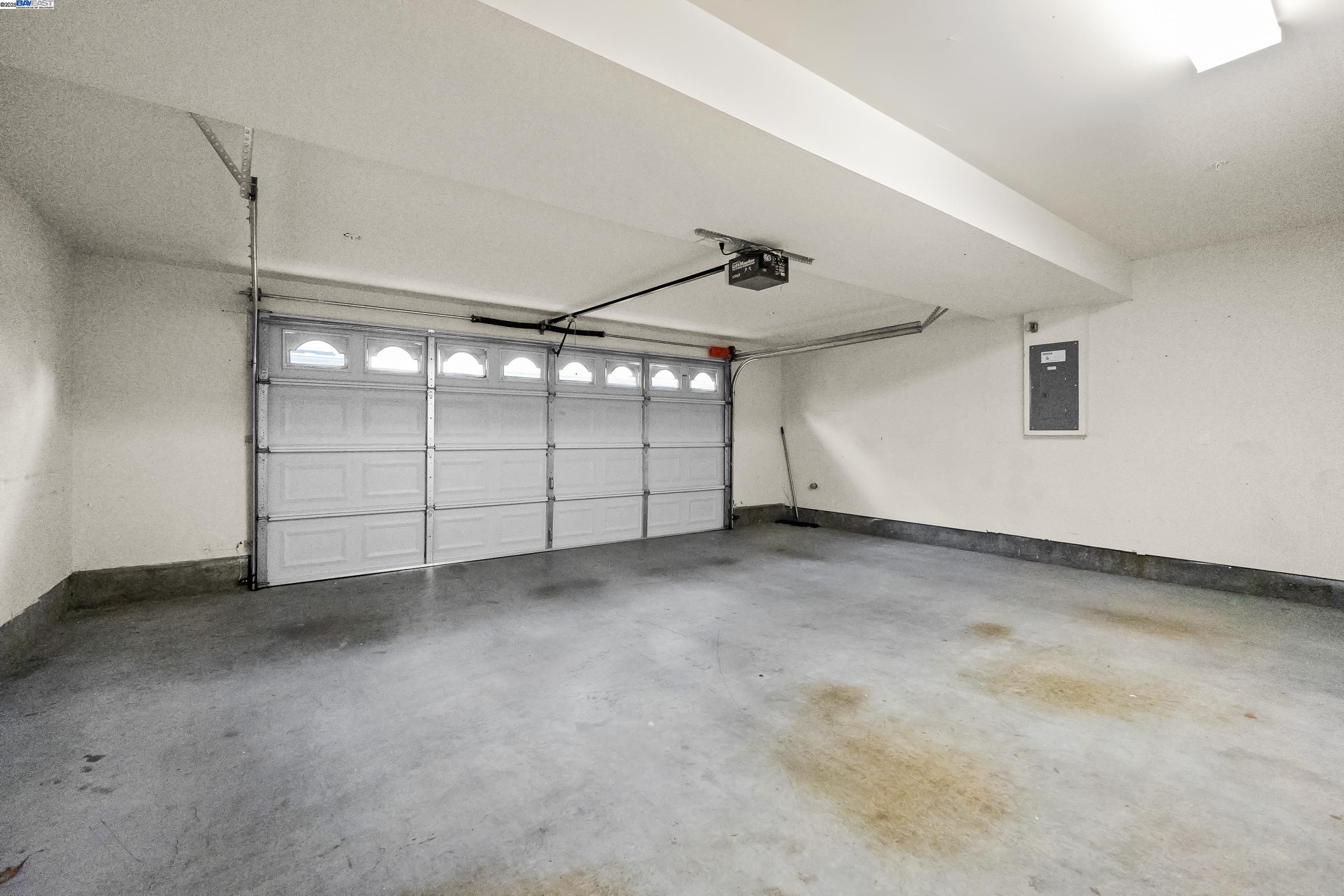 Detail Gallery Image 25 of 31 For 2165 Watermill Rd, San Ramon,  CA 94582 - 3 Beds | 2/1 Baths