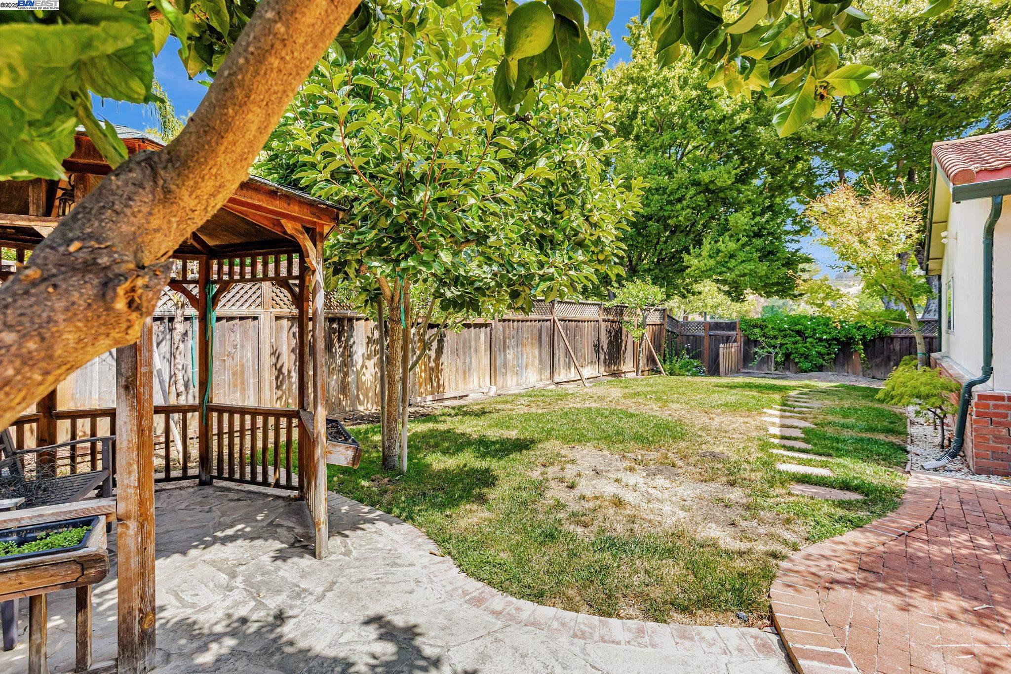 Detail Gallery Image 38 of 41 For 903 Lanewood Dr, San Jose,  CA 95125 - 4 Beds | 2 Baths