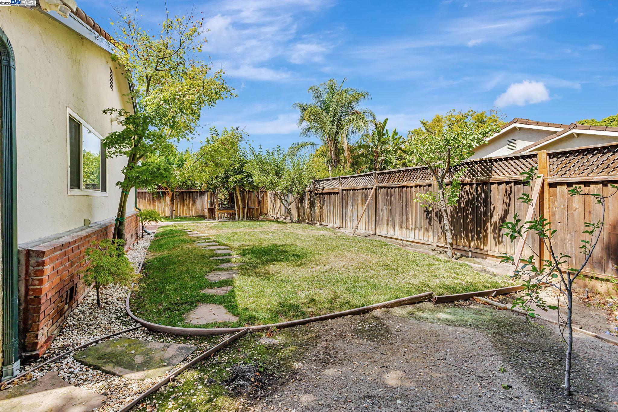 Detail Gallery Image 39 of 41 For 903 Lanewood Dr, San Jose,  CA 95125 - 4 Beds | 2 Baths