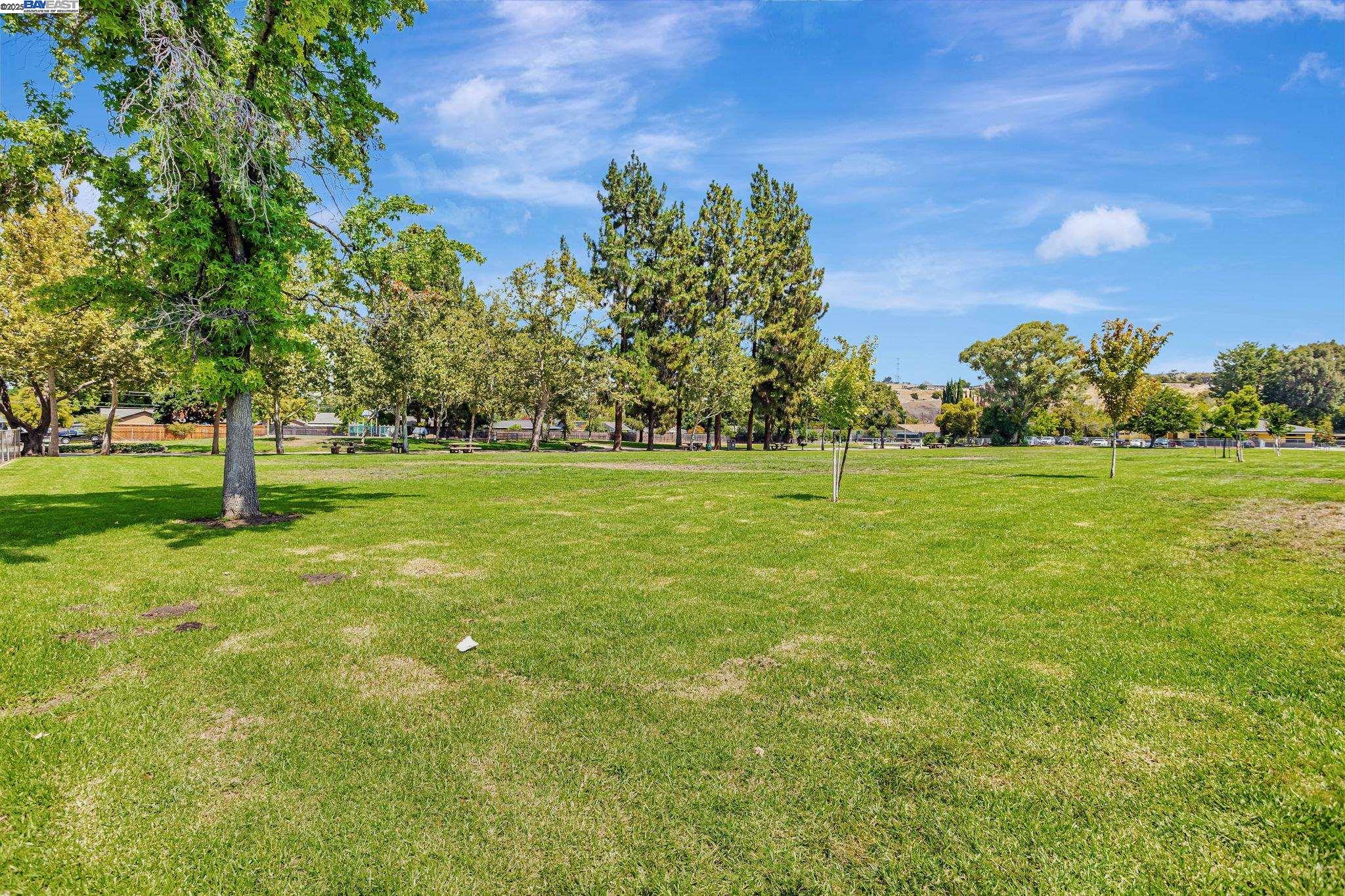 Detail Gallery Image 41 of 41 For 903 Lanewood Dr, San Jose,  CA 95125 - 4 Beds | 2 Baths