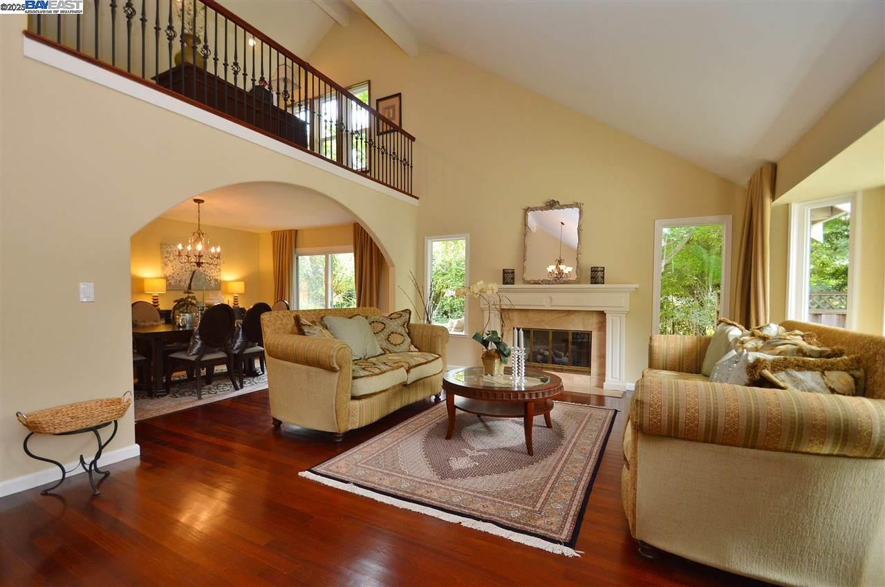 Detail Gallery Image 11 of 33 For 2051 Pebble Dr, Alamo,  CA 94507 - 5 Beds | 3 Baths