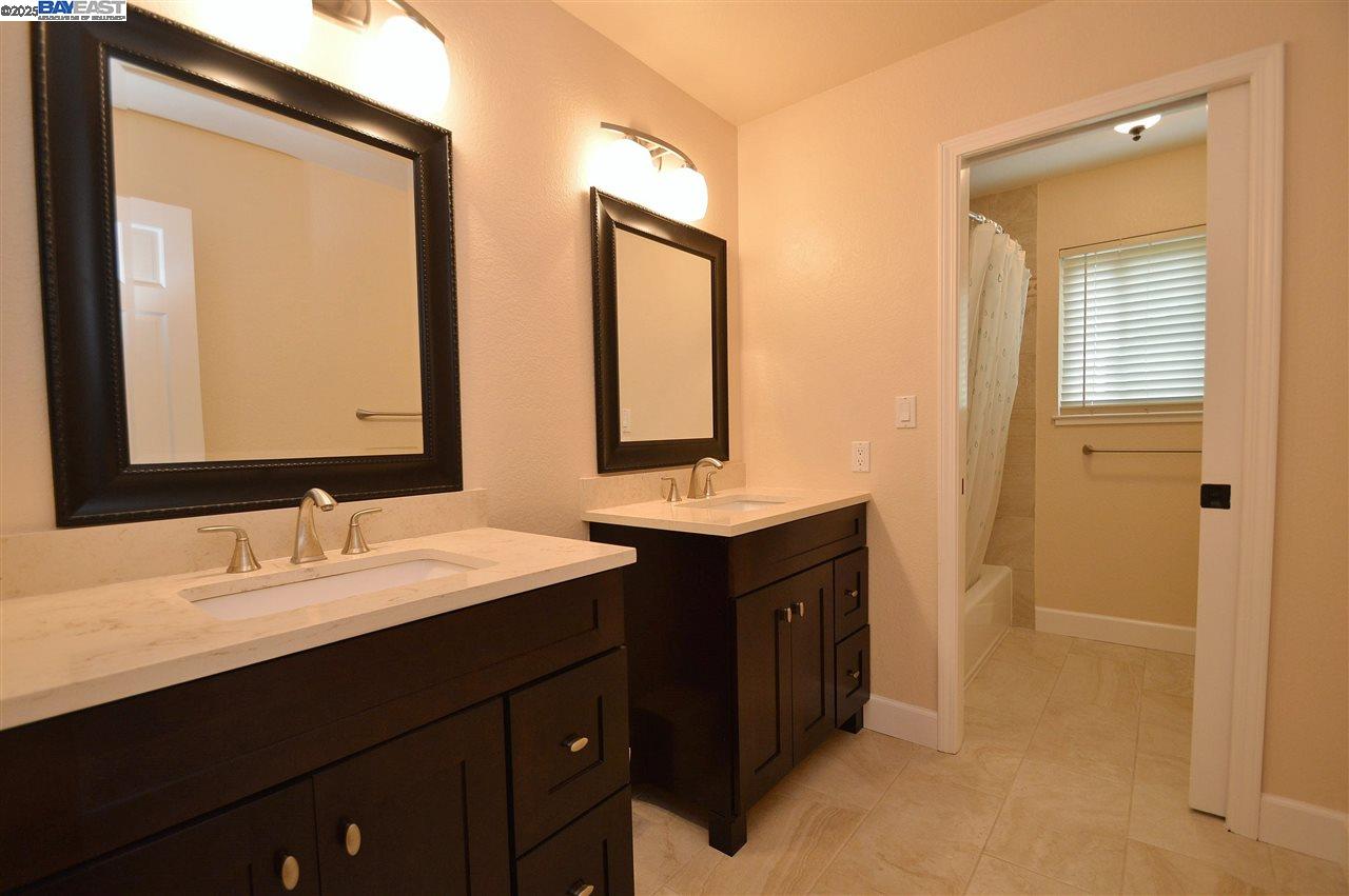 Detail Gallery Image 22 of 33 For 2051 Pebble Dr, Alamo,  CA 94507 - 5 Beds | 3 Baths