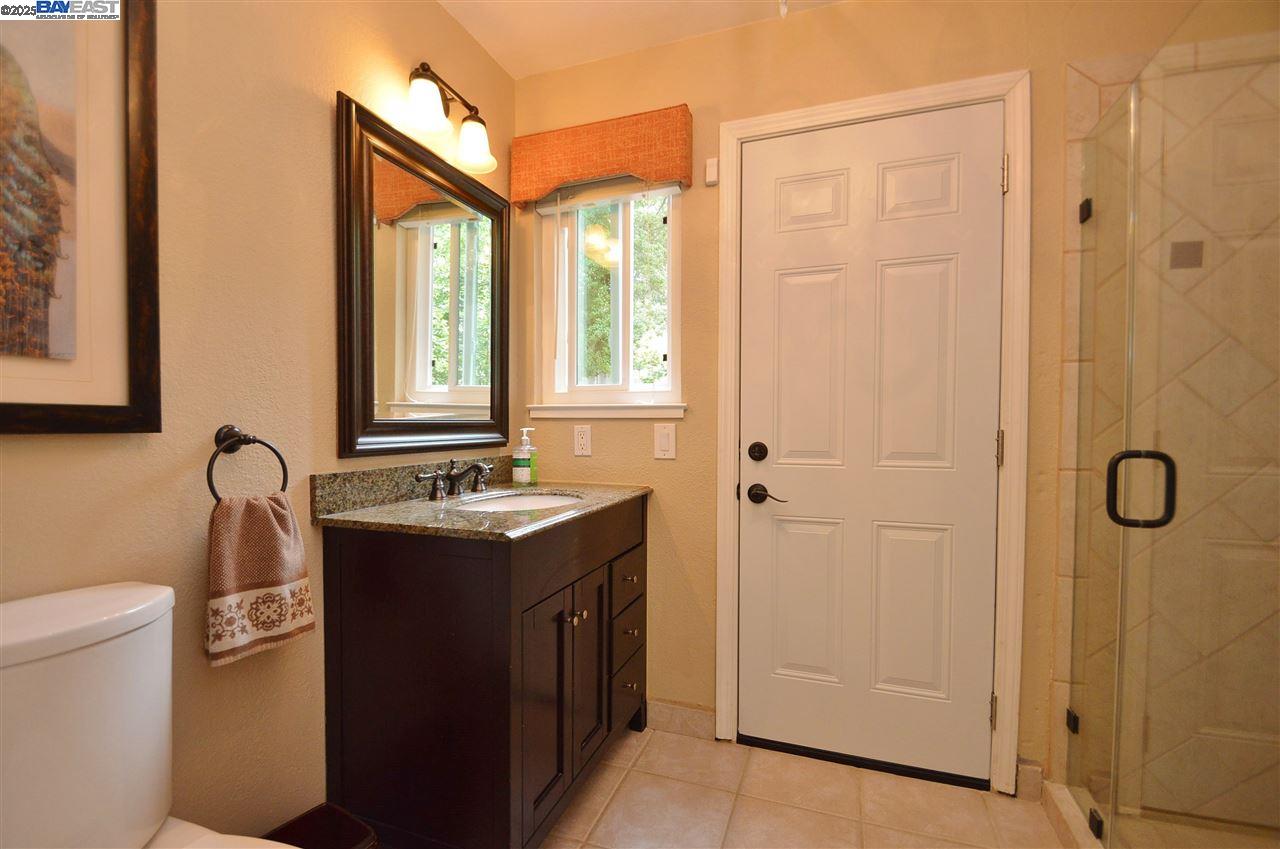 Detail Gallery Image 23 of 33 For 2051 Pebble Dr, Alamo,  CA 94507 - 5 Beds | 3 Baths