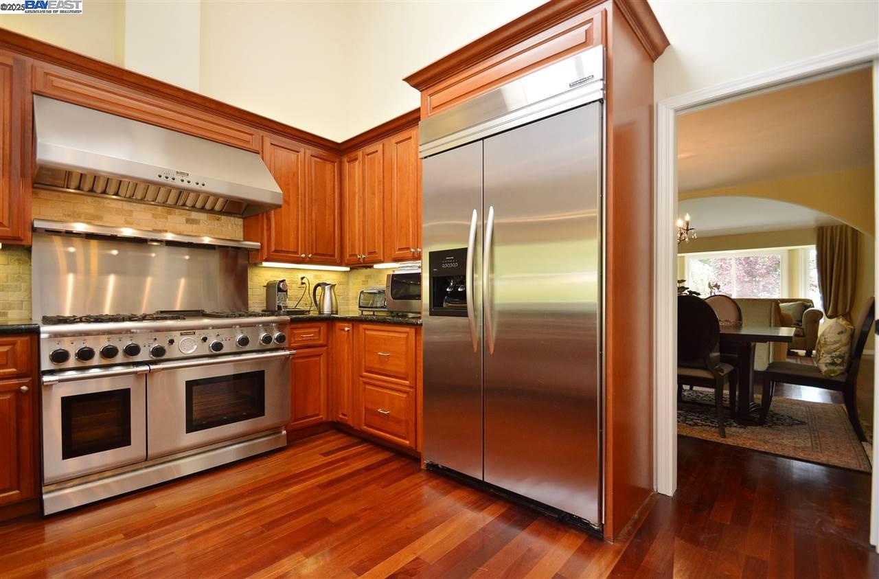 Detail Gallery Image 4 of 33 For 2051 Pebble Dr, Alamo,  CA 94507 - 5 Beds | 3 Baths