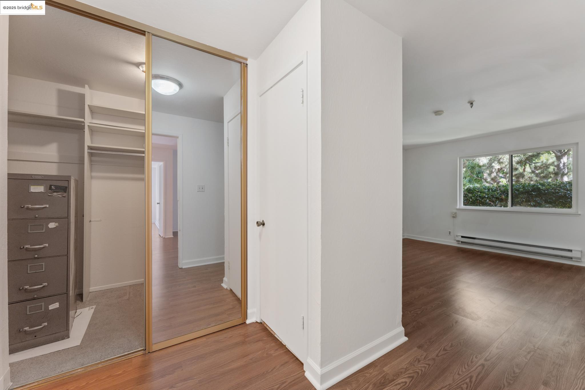 Detail Gallery Image 24 of 33 For 325 Vernon St #105,  Oakland,  CA 94610 - 2 Beds | 2 Baths