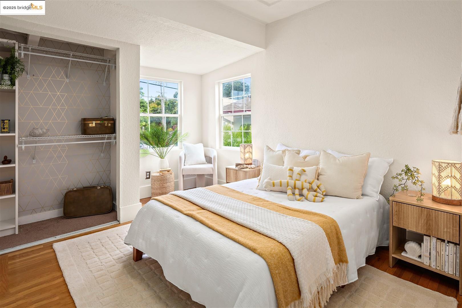 Detail Gallery Image 21 of 59 For 5524 Shattuck Ave, Oakland,  CA 94609 - 3 Beds | 2 Baths