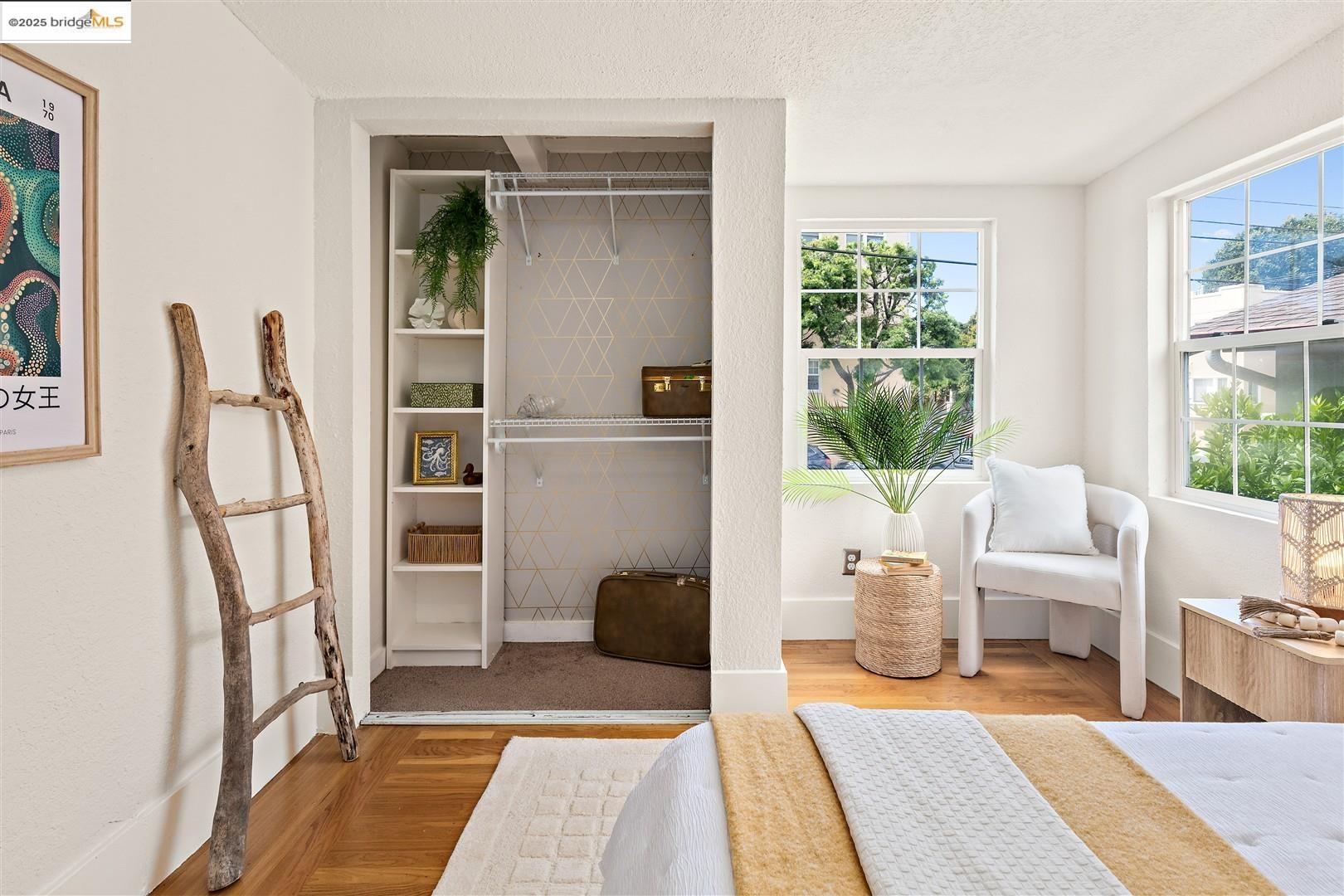 Detail Gallery Image 22 of 59 For 5524 Shattuck Ave, Oakland,  CA 94609 - 3 Beds | 2 Baths