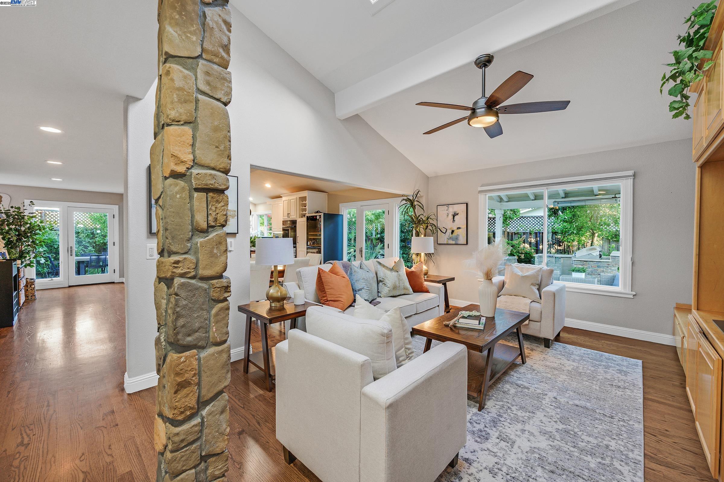 Detail Gallery Image 3 of 43 For 7872 Meadowbrook Ct, Pleasanton,  CA 94588 - 5 Beds | 3 Baths