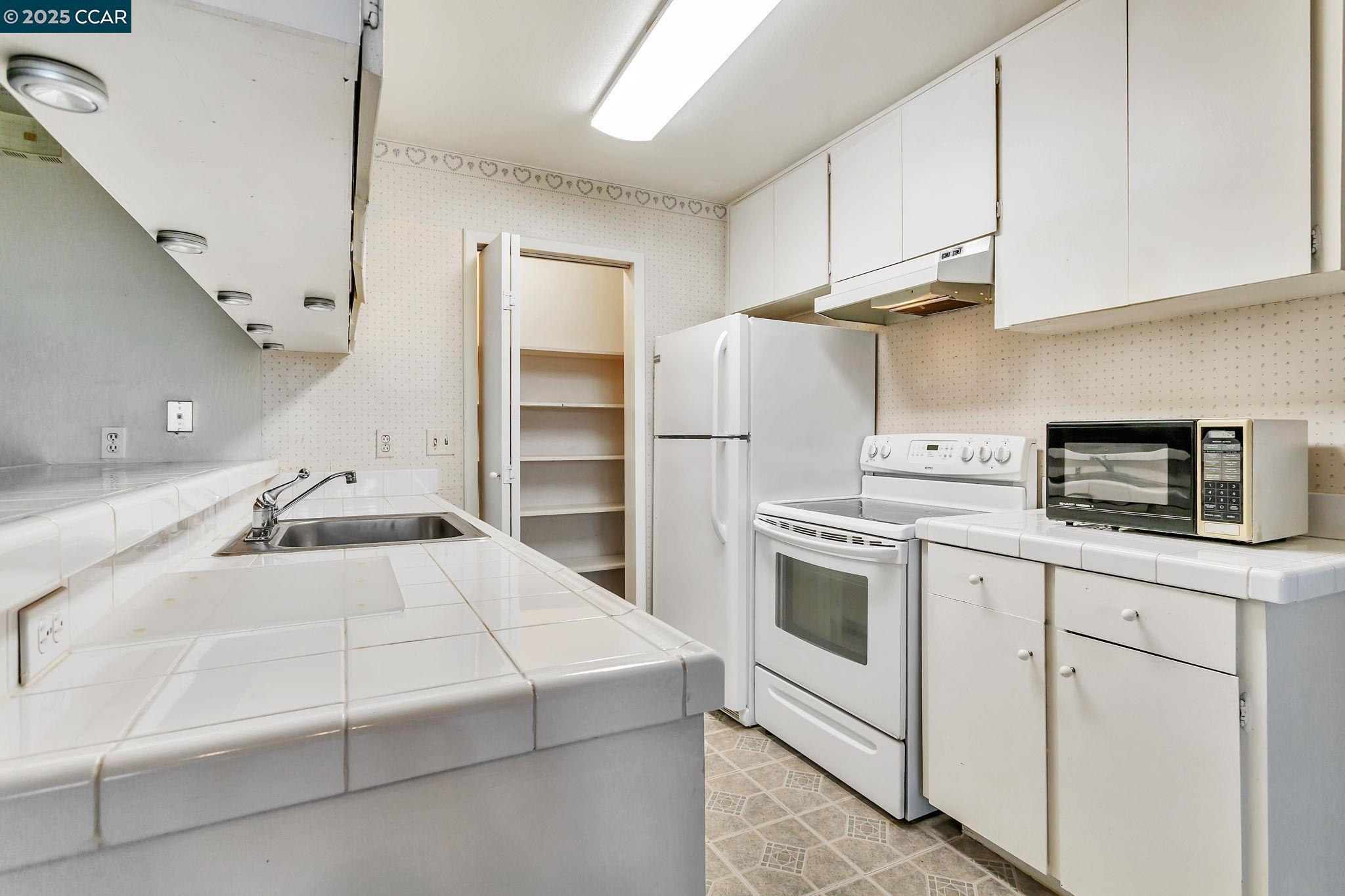 Detail Gallery Image 9 of 26 For 9085 Alcosta Blvd #340,  San Ramon,  CA 94583 - 2 Beds | 1 Baths