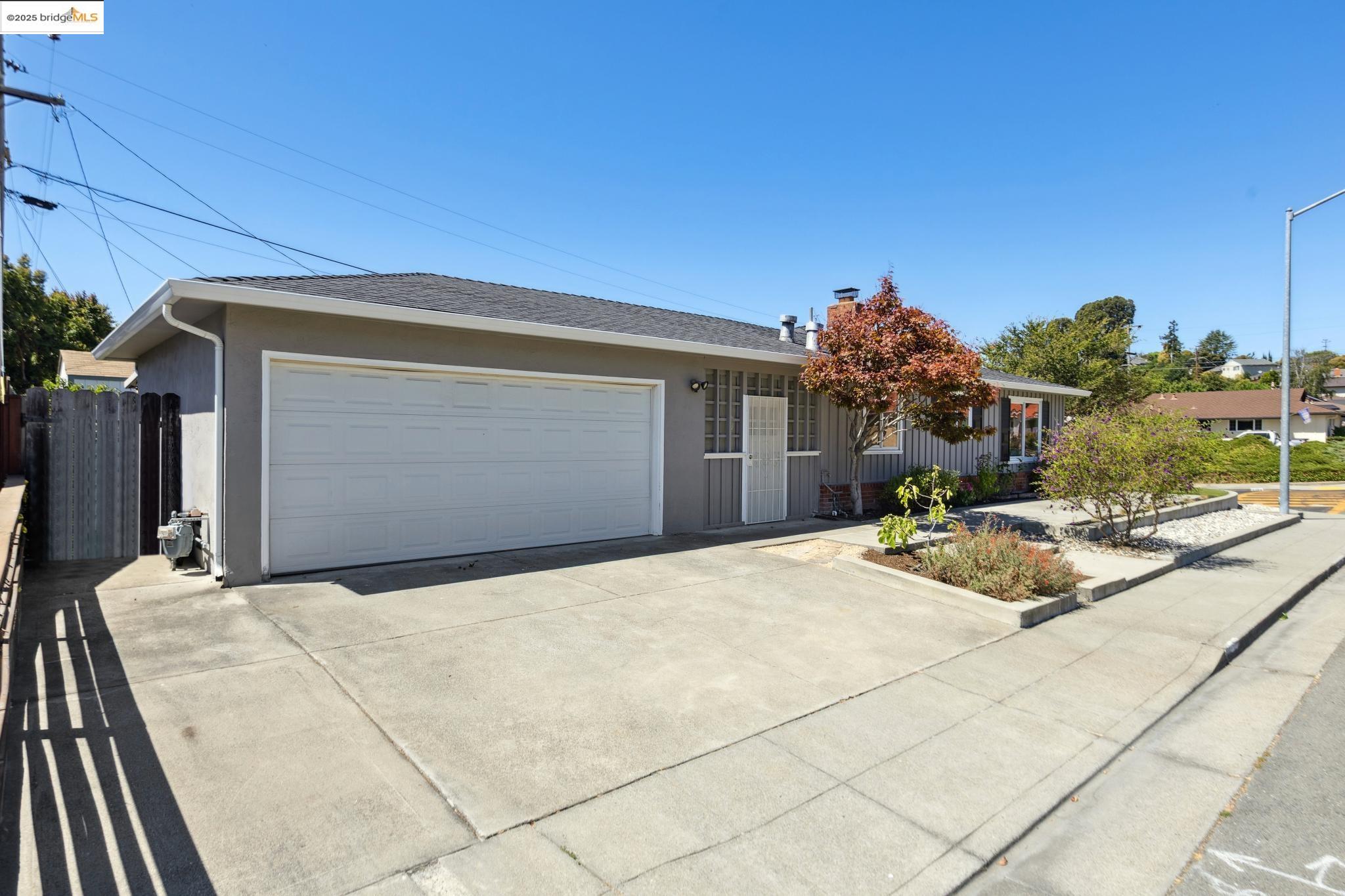 Detail Gallery Image 22 of 58 For 3438 May Rd, Richmond,  CA 94803 - 3 Beds | 2 Baths