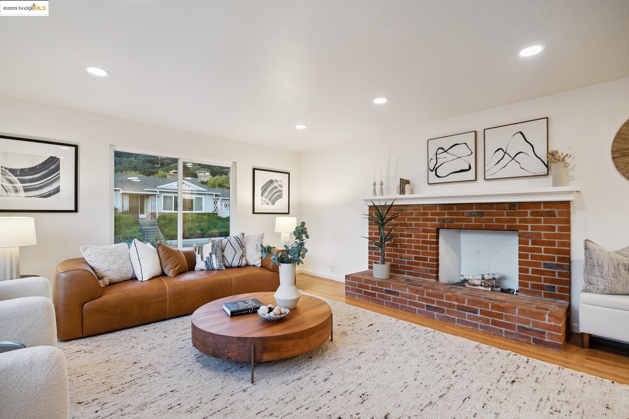 Detail Gallery Image 7 of 58 For 3438 May Rd, Richmond,  CA 94803 - 3 Beds | 2 Baths