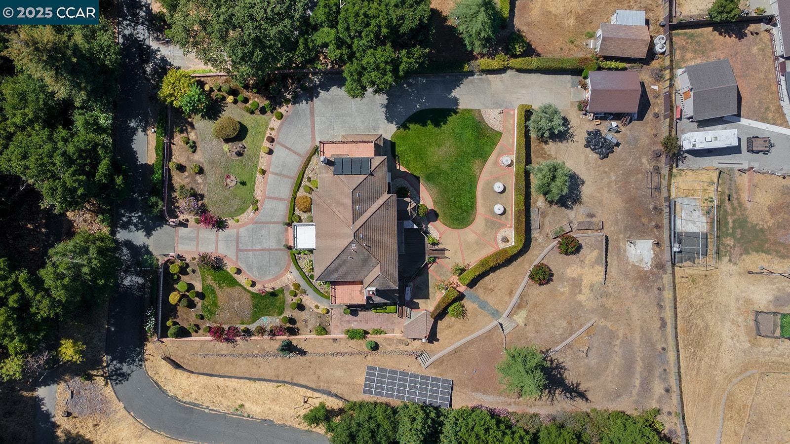 Detail Gallery Image 7 of 29 For 5278 Alhambra Valley Rd, Martinez,  CA 94553 - 5 Beds | 3 Baths