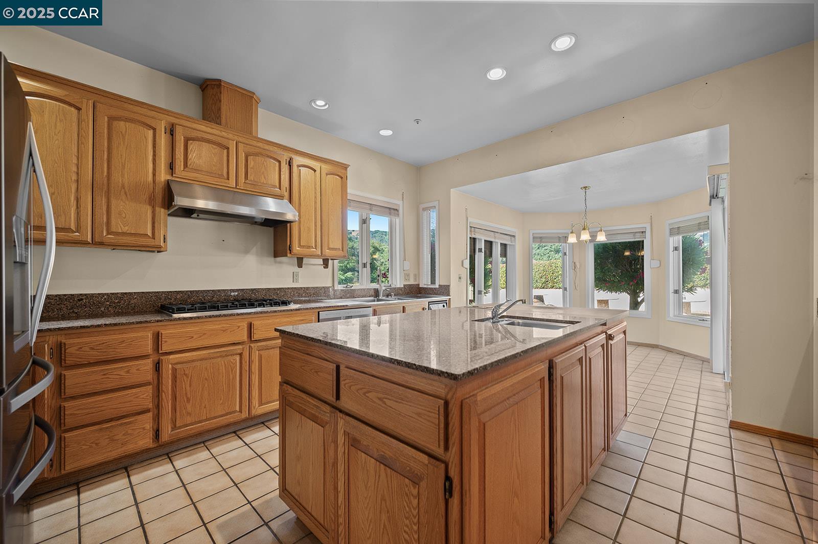 Detail Gallery Image 14 of 29 For 5278 Alhambra Valley Rd, Martinez,  CA 94553 - 5 Beds | 3 Baths