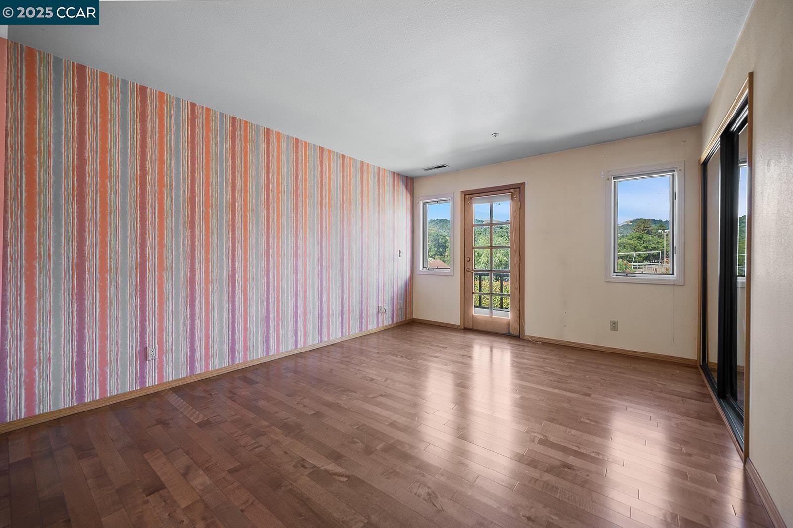 Detail Gallery Image 17 of 29 For 5278 Alhambra Valley Rd, Martinez,  CA 94553 - 5 Beds | 3 Baths