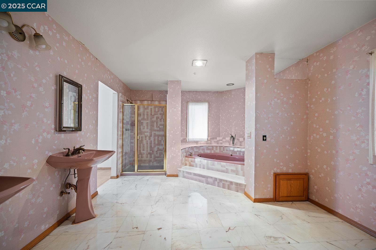 Detail Gallery Image 27 of 29 For 5278 Alhambra Valley Rd, Martinez,  CA 94553 - 5 Beds | 3 Baths