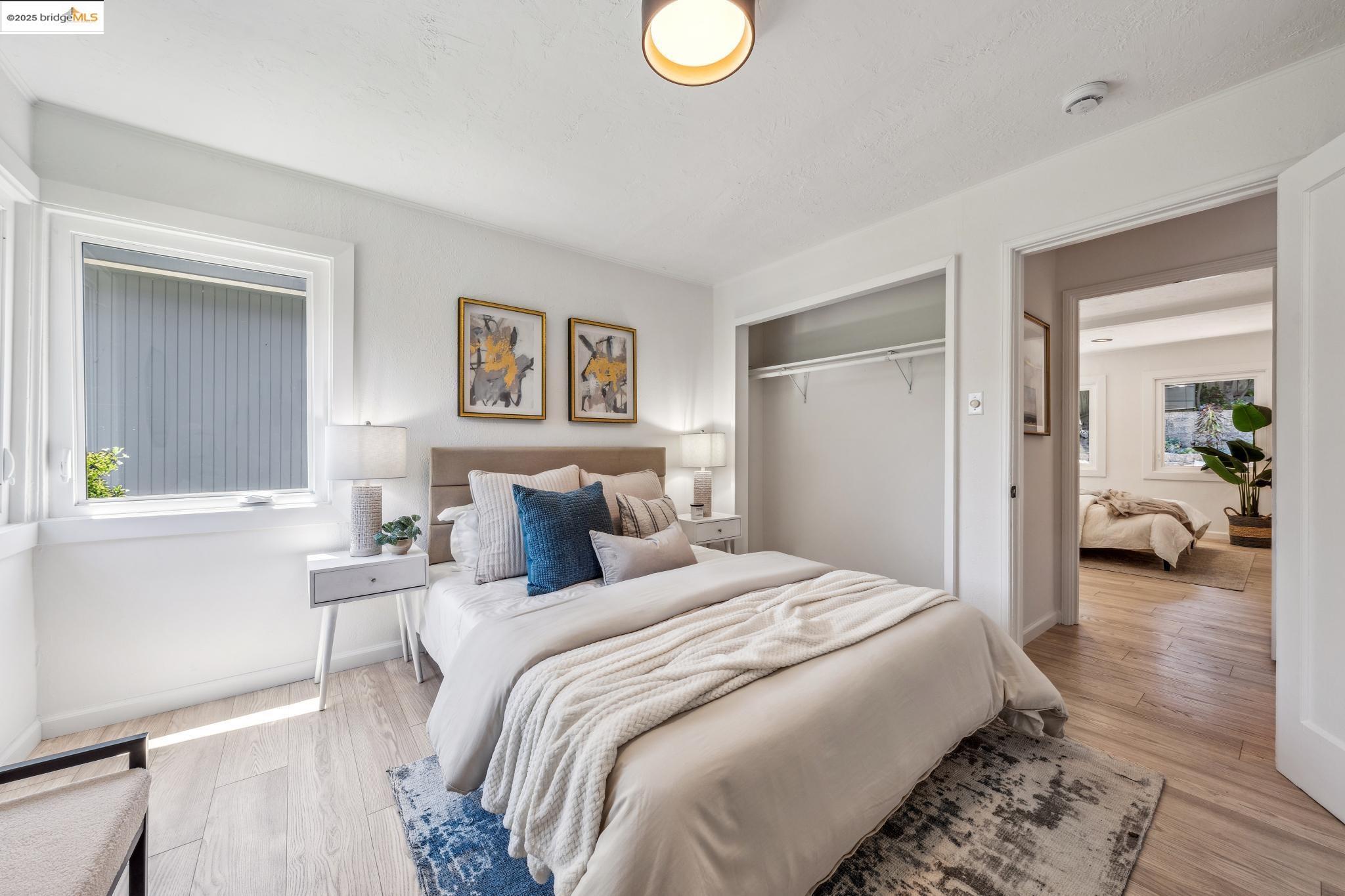 Detail Gallery Image 21 of 40 For 7069 Saroni Dr, Oakland,  CA 94611 - 2 Beds | 1 Baths