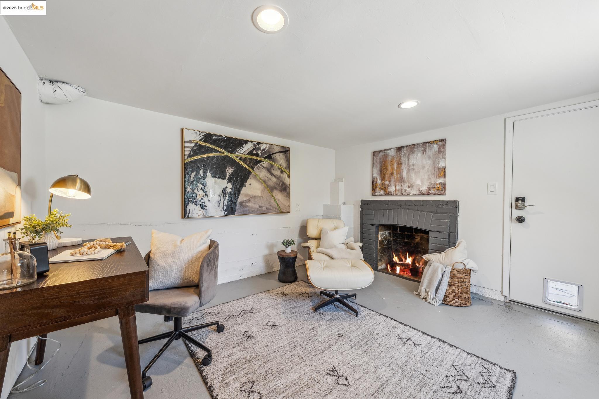 Detail Gallery Image 39 of 40 For 7069 Saroni Dr, Oakland,  CA 94611 - 2 Beds | 1 Baths