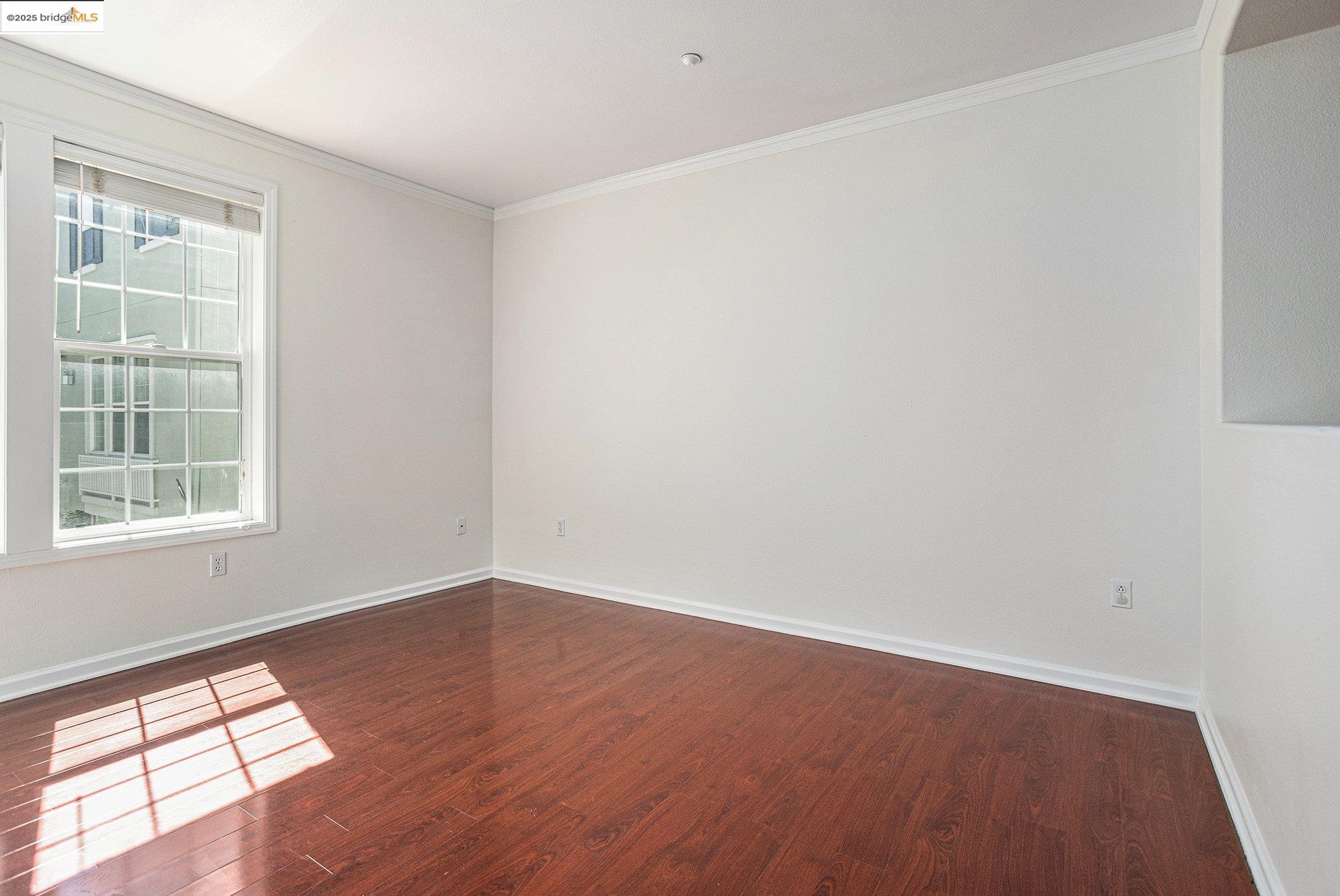 Detail Gallery Image 10 of 34 For 3730 Whitworth Dr, Dublin,  CA 94568 - 4 Beds | 3/1 Baths